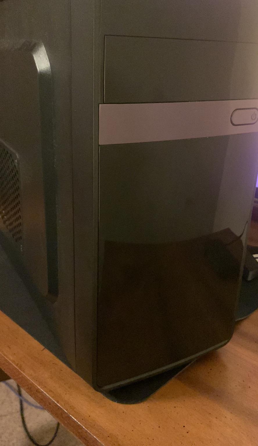 NO RGB gaming PC