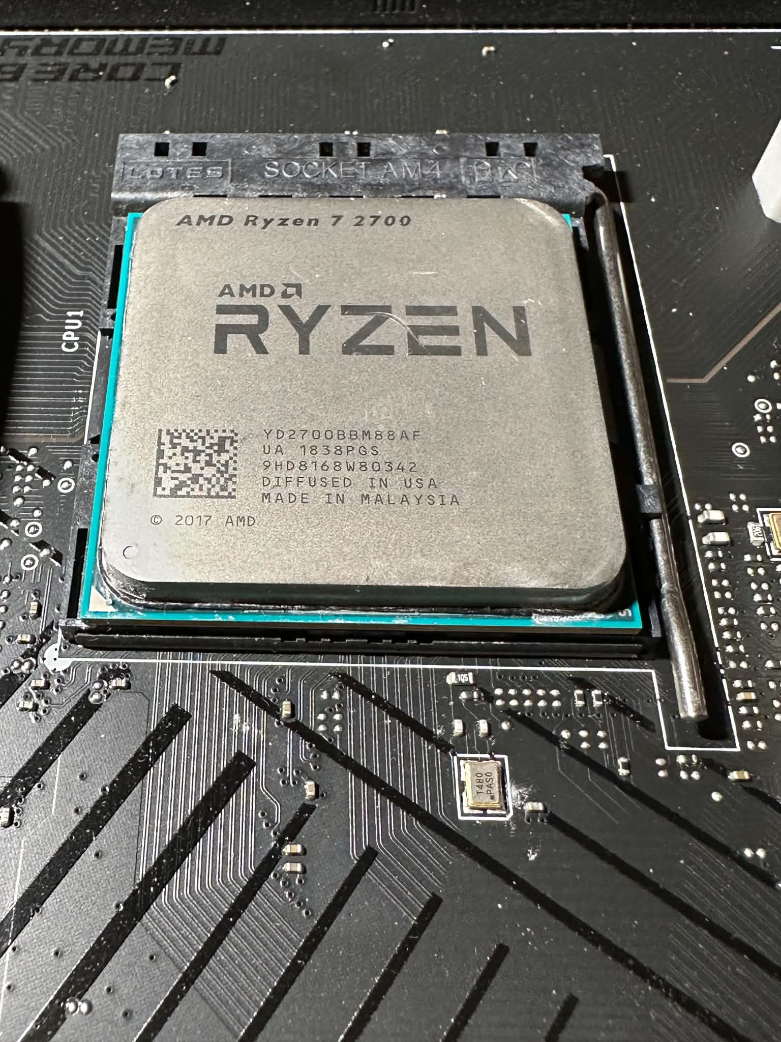AMD Ryzen 7 2700 + MSI B450M-A PRO MAX II + CPU Cooler Combo