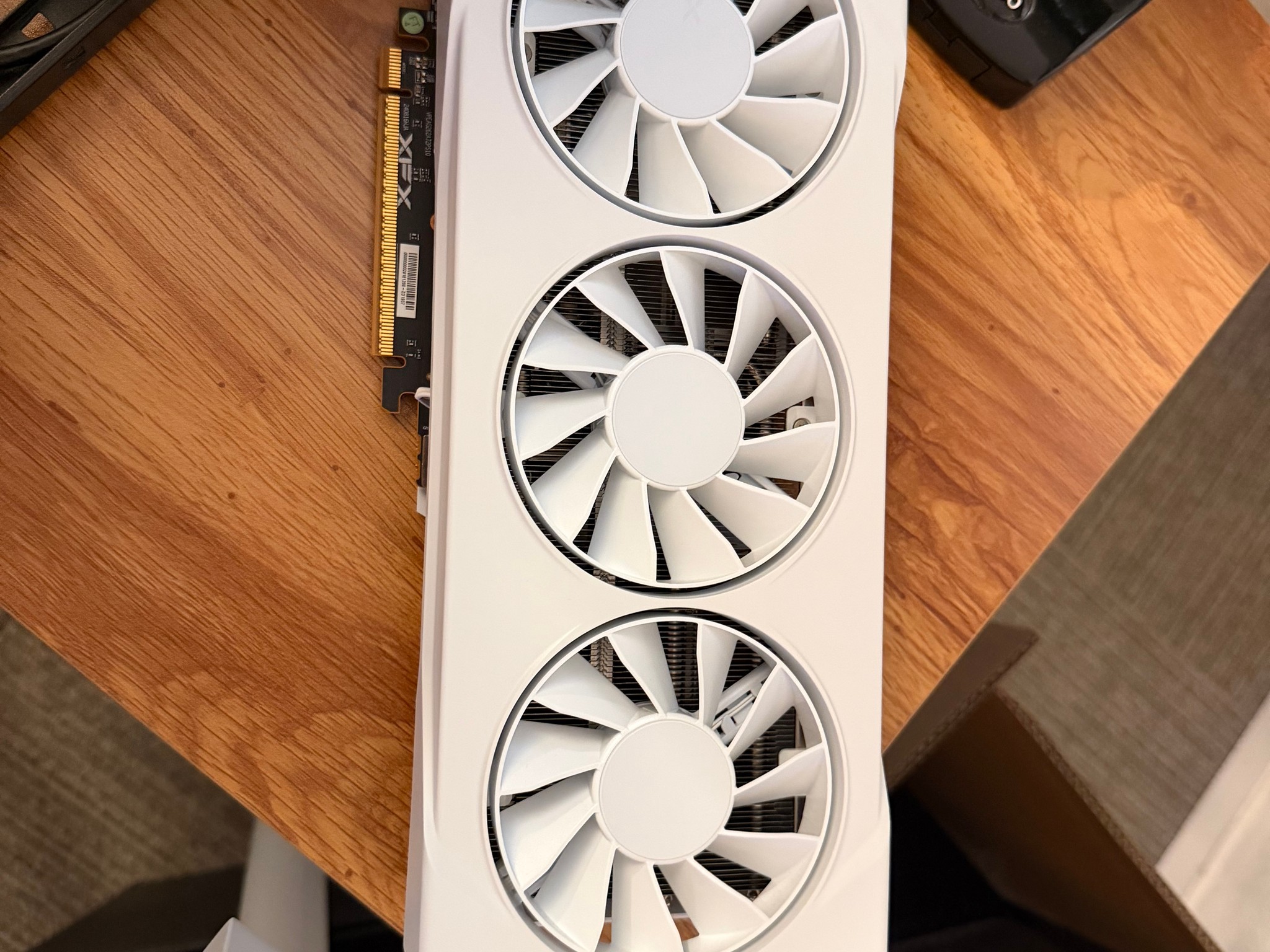 XFX Swift AMD Radeon RX 9060XT OC Triple Fan Gaming Edition