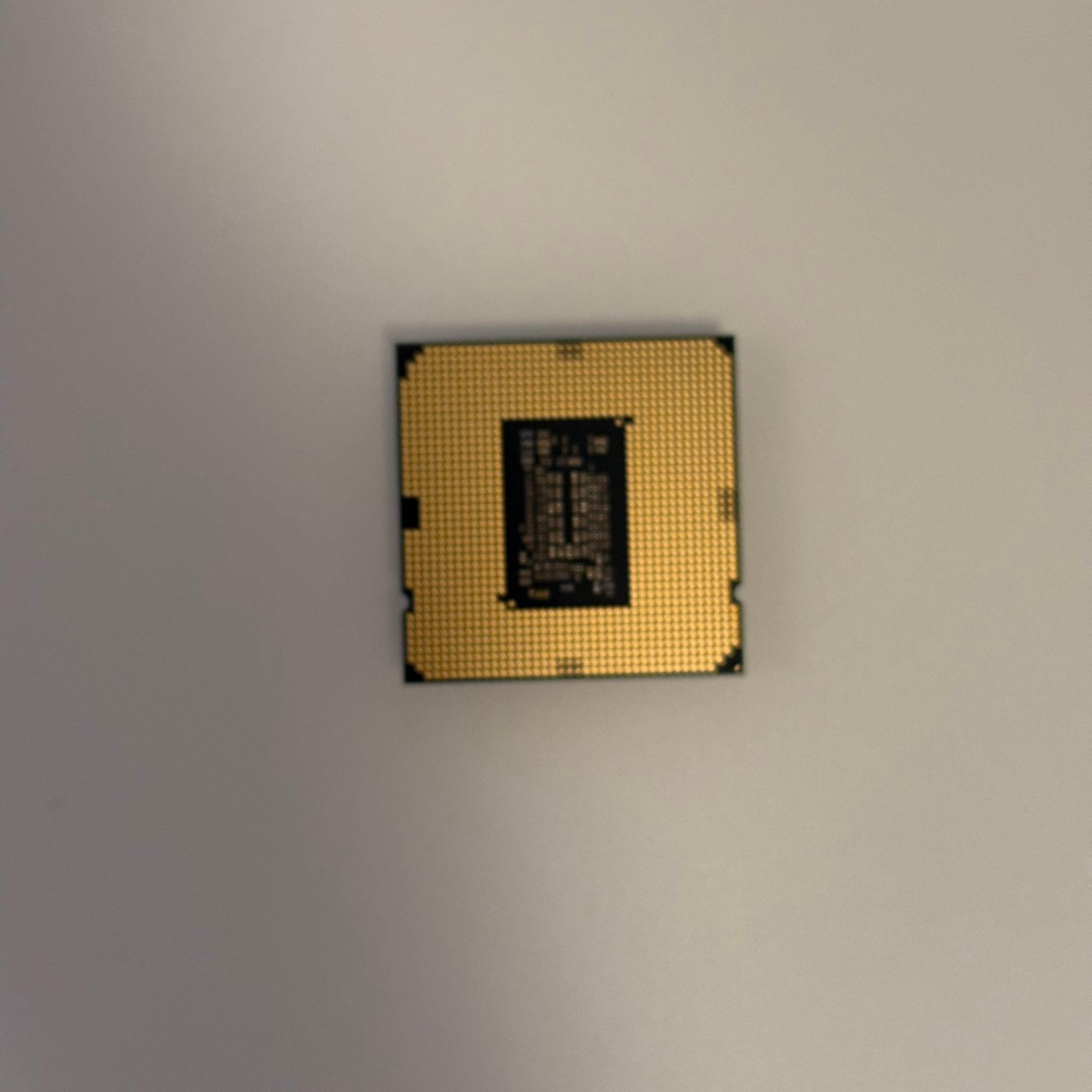 Intel i5-10500T! LGA 1200 6 cores!