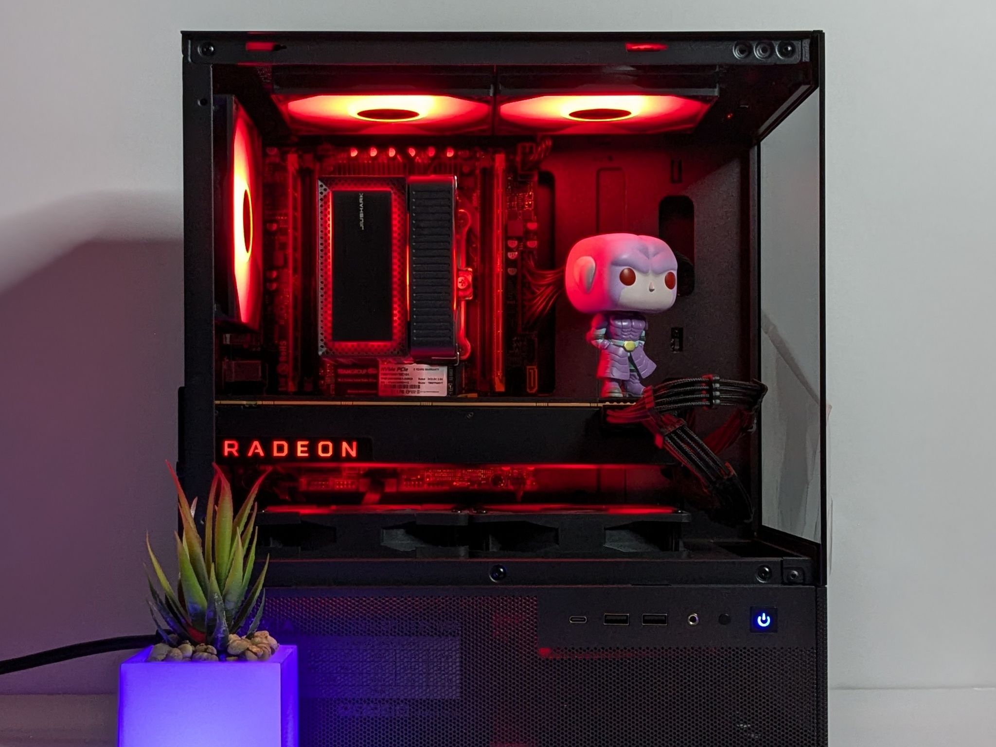 タイムチャンピオン ⚫️🌌RX Vega 56 8GB⚫️Intel 12-cores 24-threads⚫️32GB DDR4⚫️1TB PCIE⚫️Windows 11 Pro