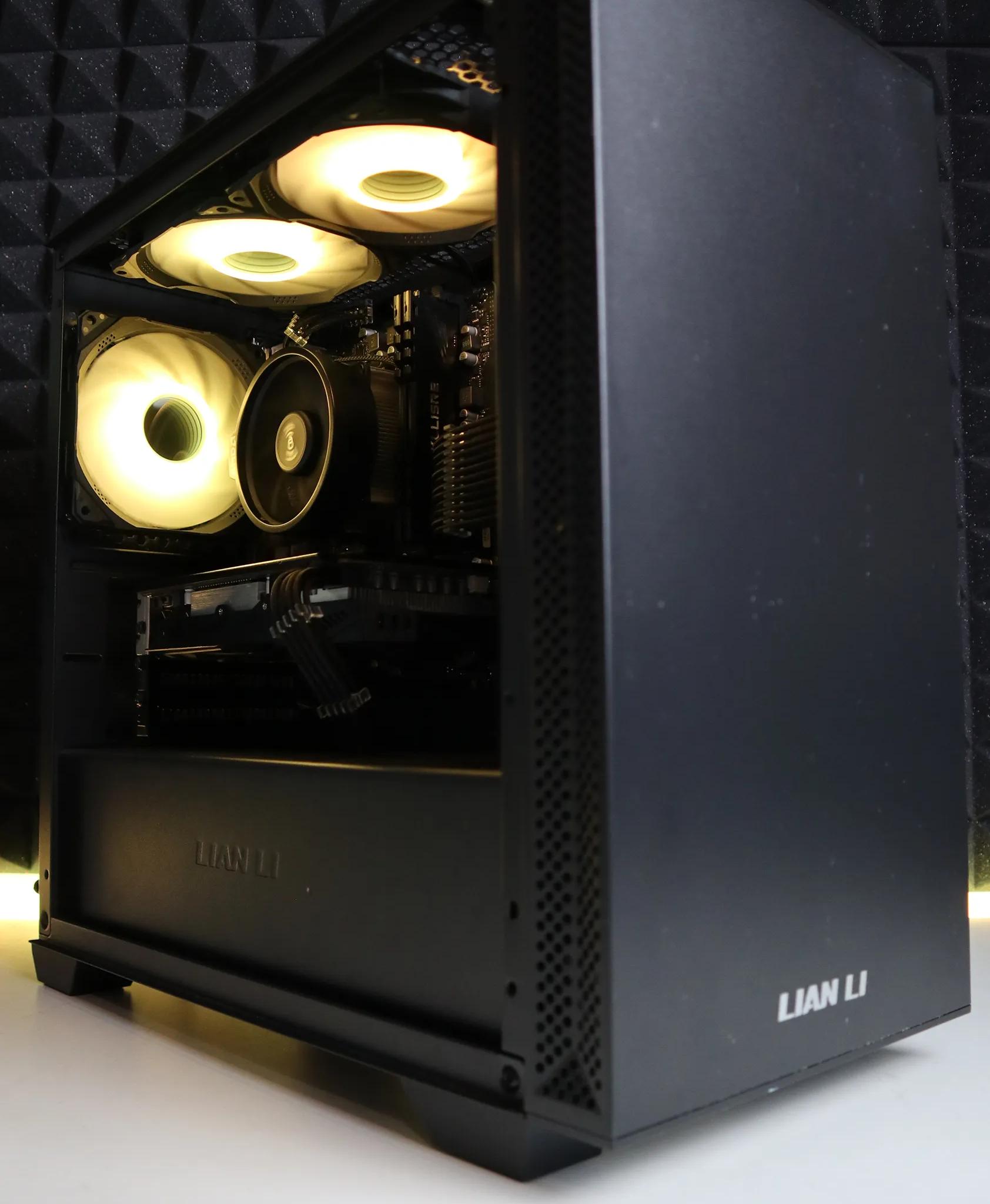 Bolt | Ryzen 3 1200/RX 560XT 8GB Gaming PC