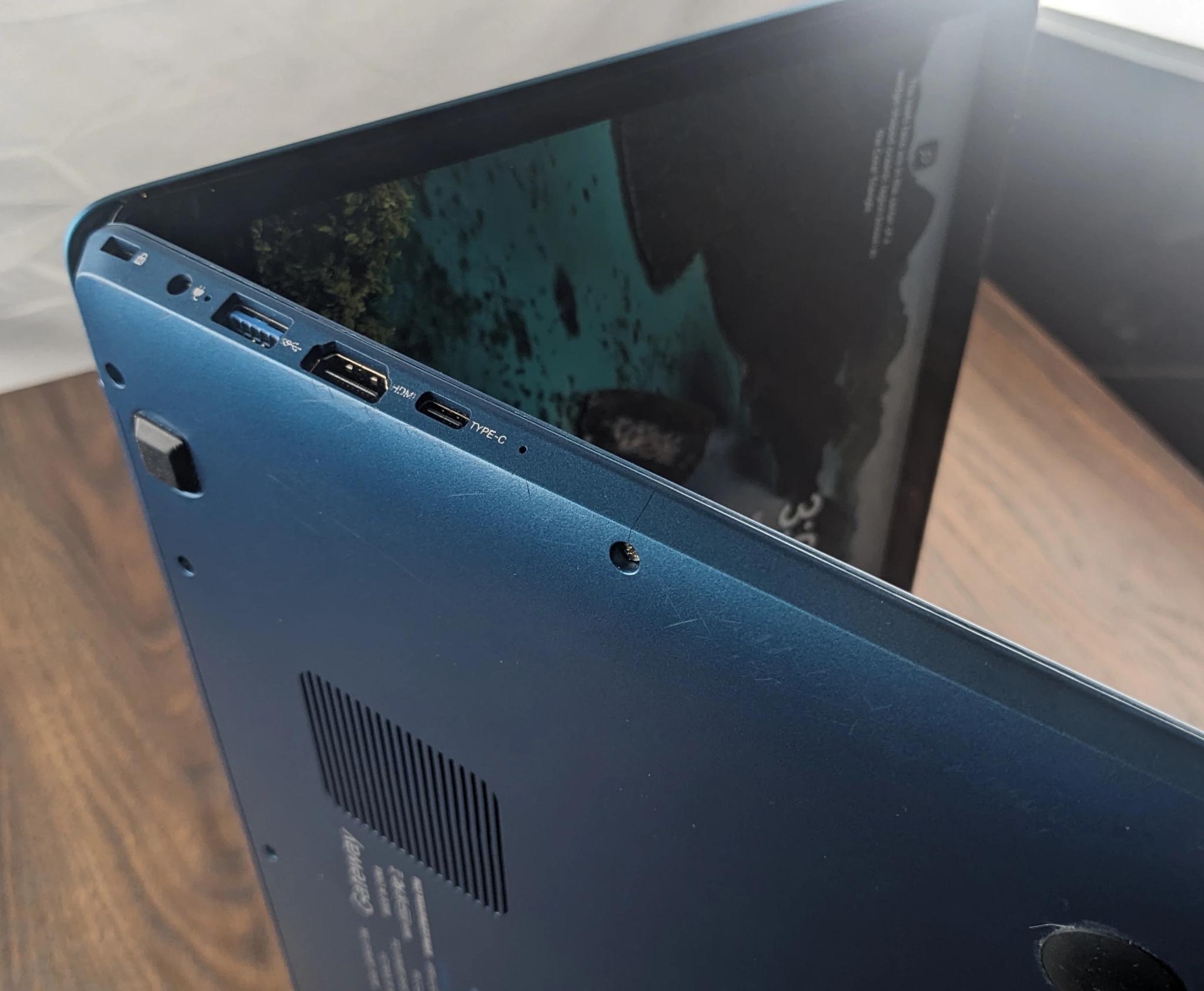 14" Gateway, Glass, Metal Top,  i5-1135g7, Xe Graphics, 16GB DDR4, 512GB SSD