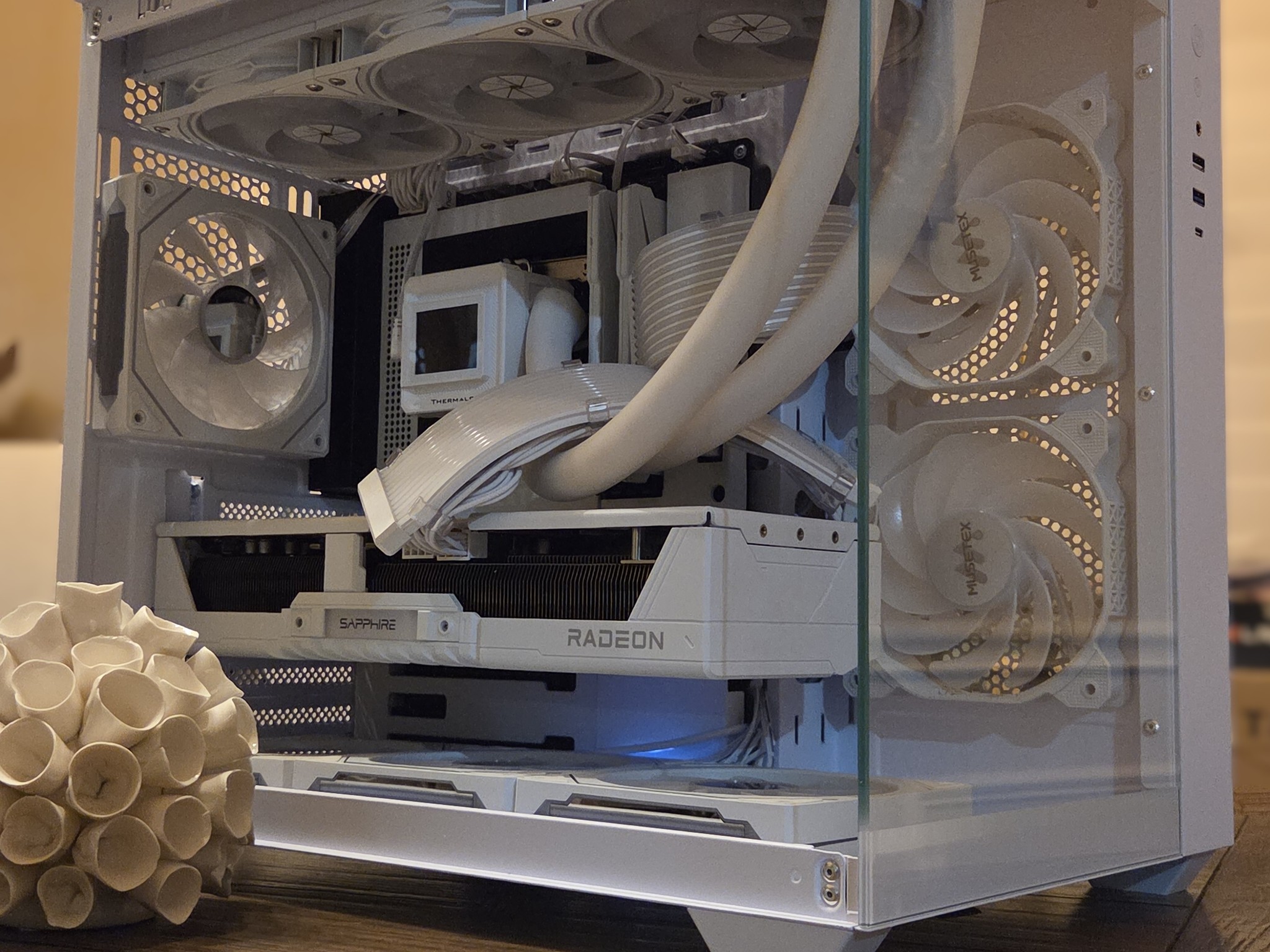 *SPRING BREAK SALE! THRU 3/20* The White Knight! ⚔️ 14600K/9070/DDR5-32GB/1TB