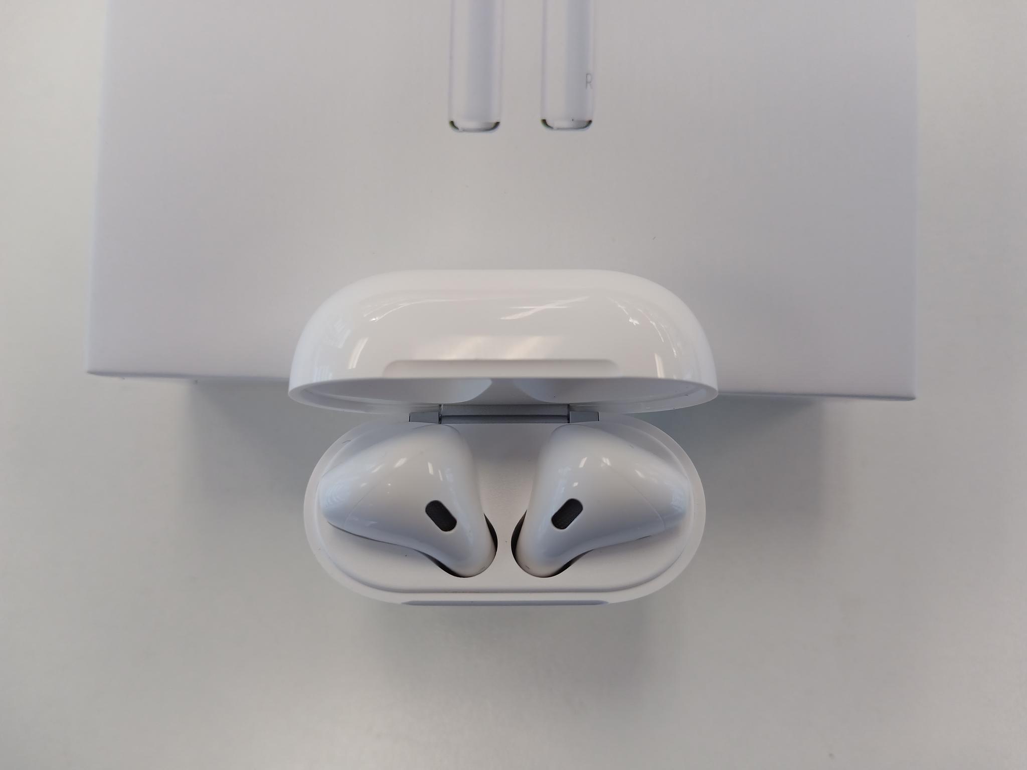Airpods original packaging, charger and manual