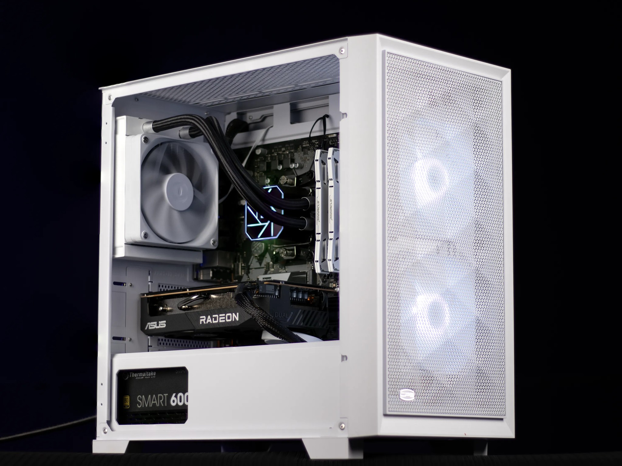 “Ecodeux” RX 7600 Ryzen 7 16GB Windows 11 1TB Gaming PC Powerhouse