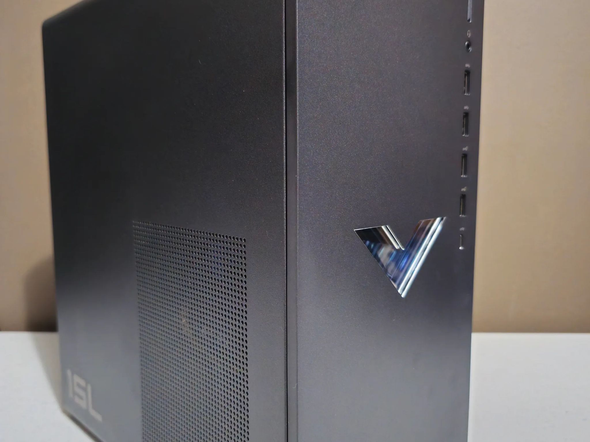 Ryzen 5600, XFX 6600 XT Gaming PC