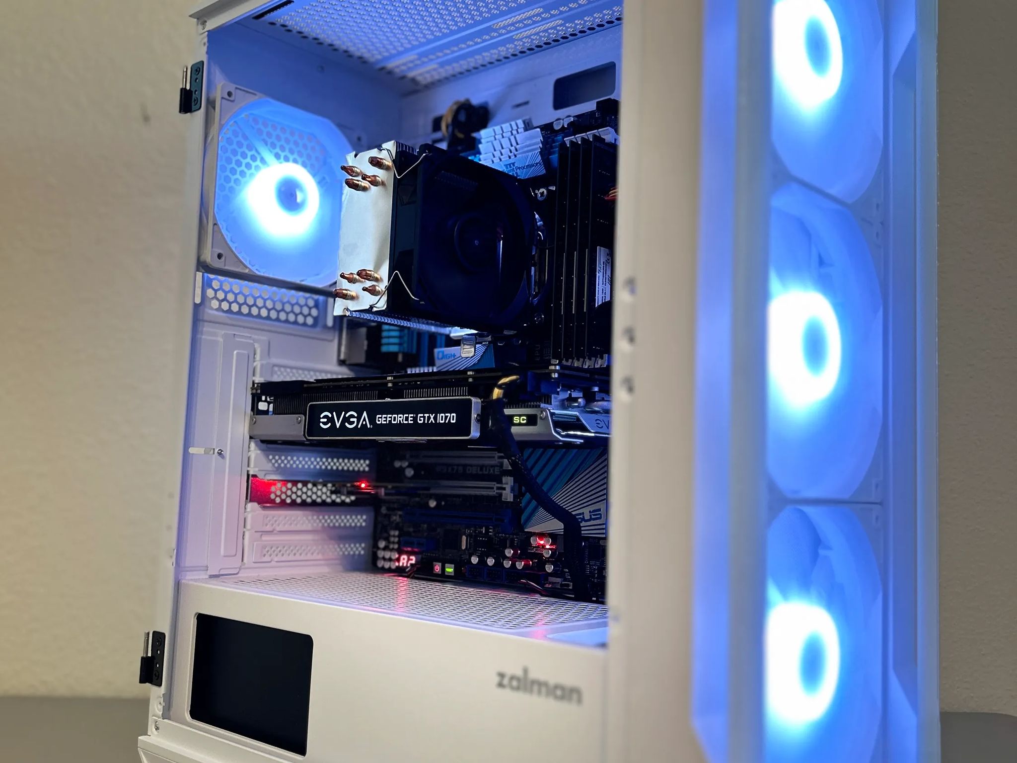 Intel i7 | Nvidia GTX 1070 8GB | 32GB Ram | 1TB Storage