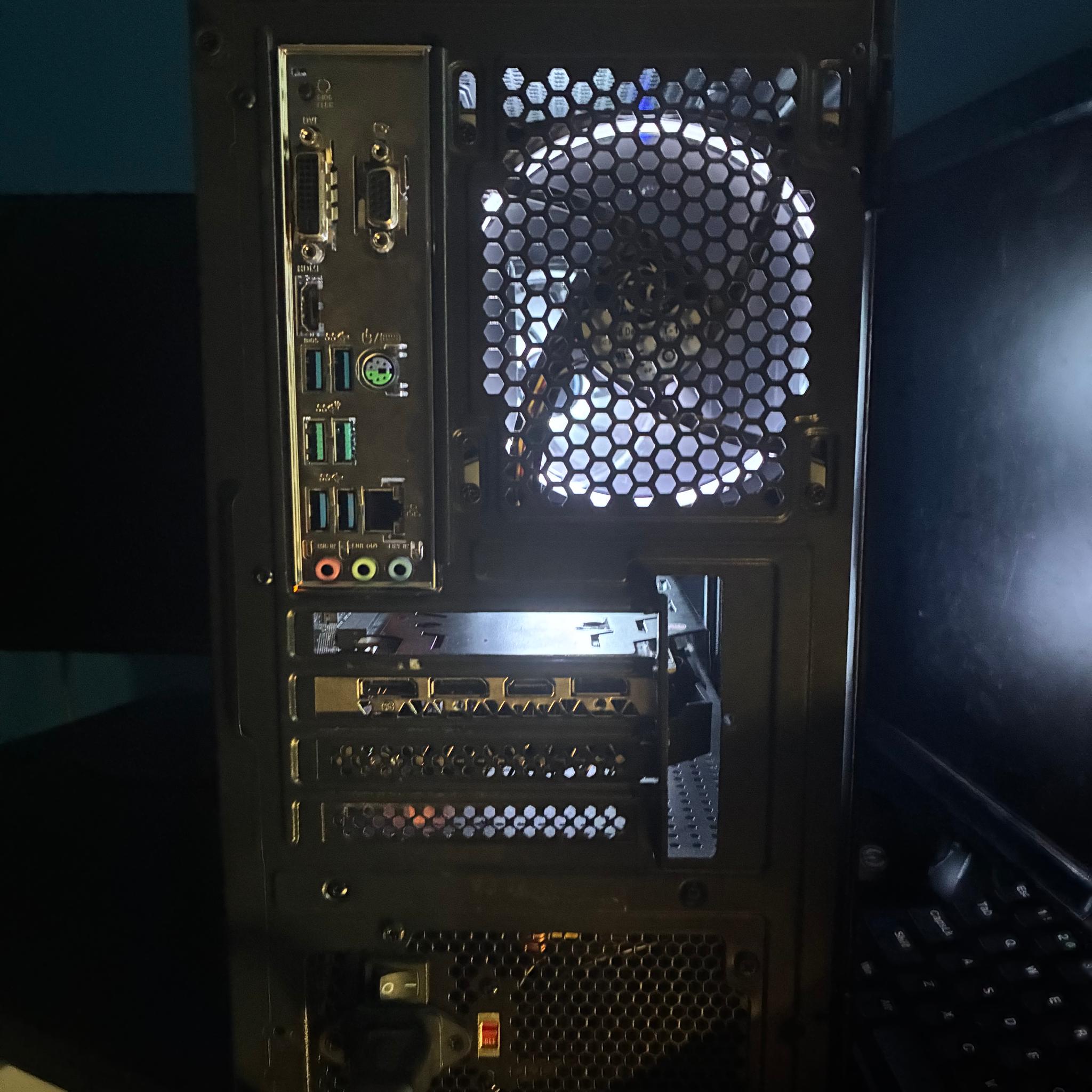 Ryzen 5 5500 Zotac RTX 2060 6GB G.Skill Ripjaws V 16GB DDR4-3200 Gaming PC