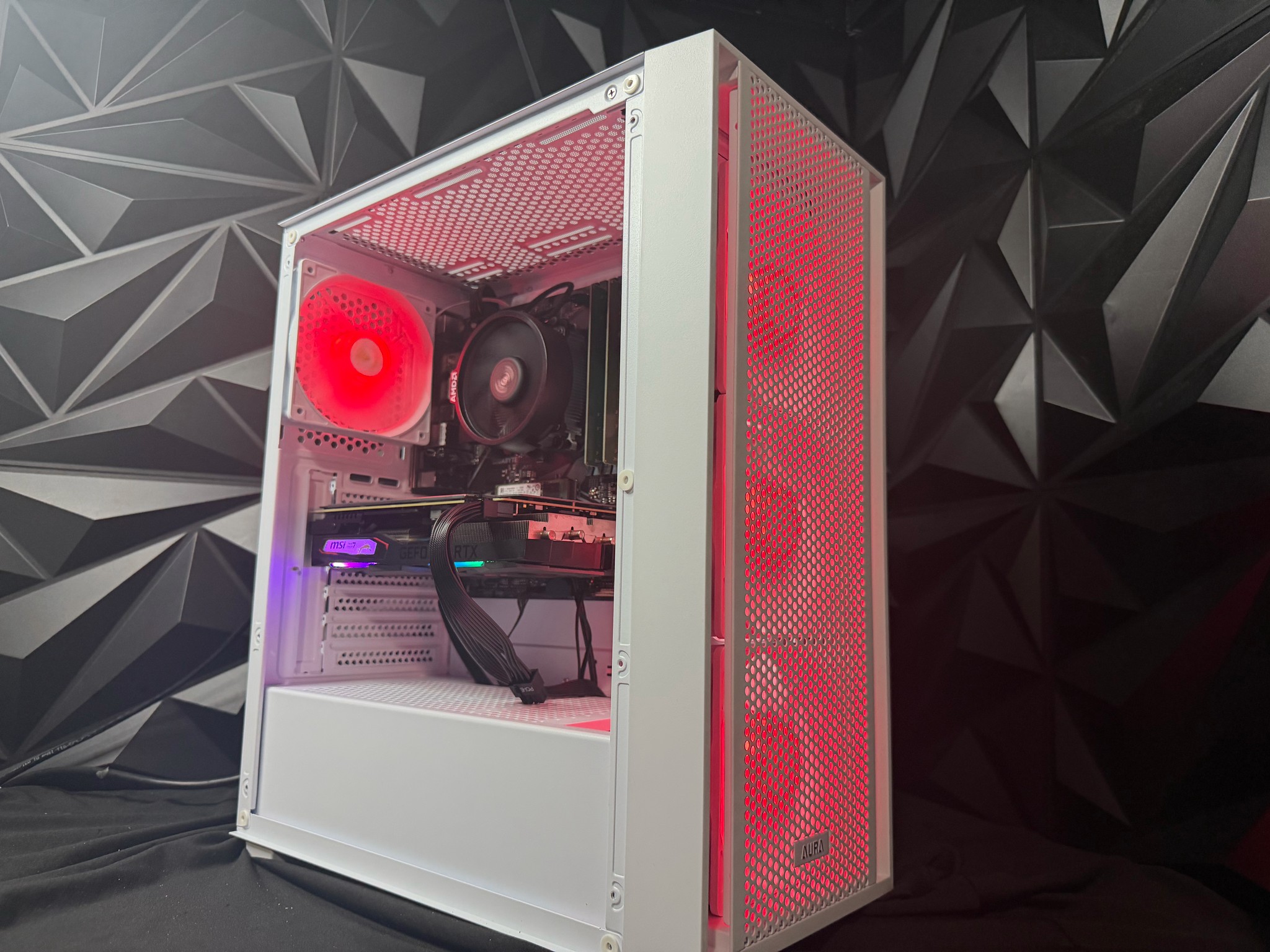 💅🔥 THE BUDGET BADDIE 🔥💅 Ryzen 5 5500| RTX 2060Super| 16 GB DDR4| 750 GB NVMe| 650W PSU