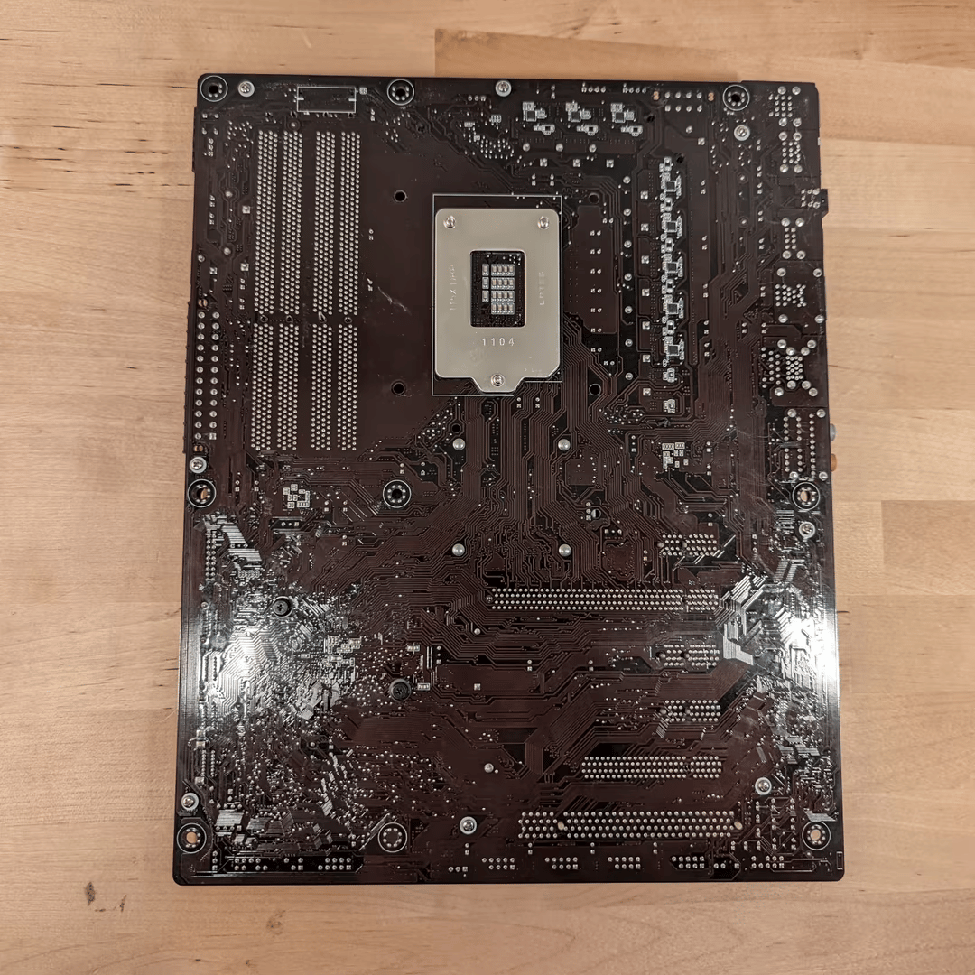 ASUS SABERTOOTH P67 Intel P67 Express LGA 1155 DDR3 Motherboard USB3.0