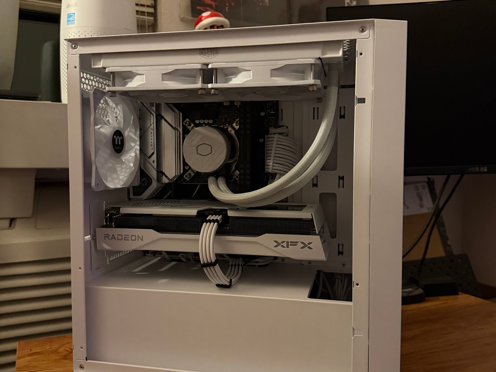 ⚡Ultimate⚡🧊 Iced Out 🧊 Intel/AMD PC! i5-13600K | 9060XT 16GB | 1TB NVME SSD | 64GB DDR4 RAM |