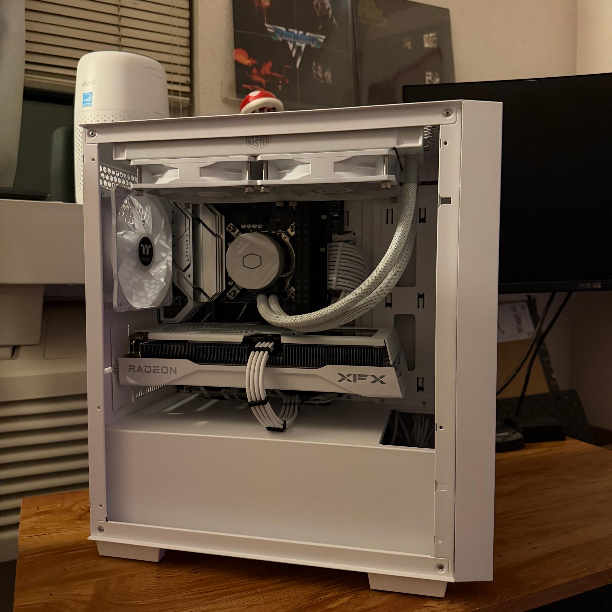 ⚡Ultimate⚡🧊 Iced Out 🧊 Intel/AMD PC! i5-13600K | 9060XT 16GB | 1TB NVME SSD | 64GB DDR4 RAM |