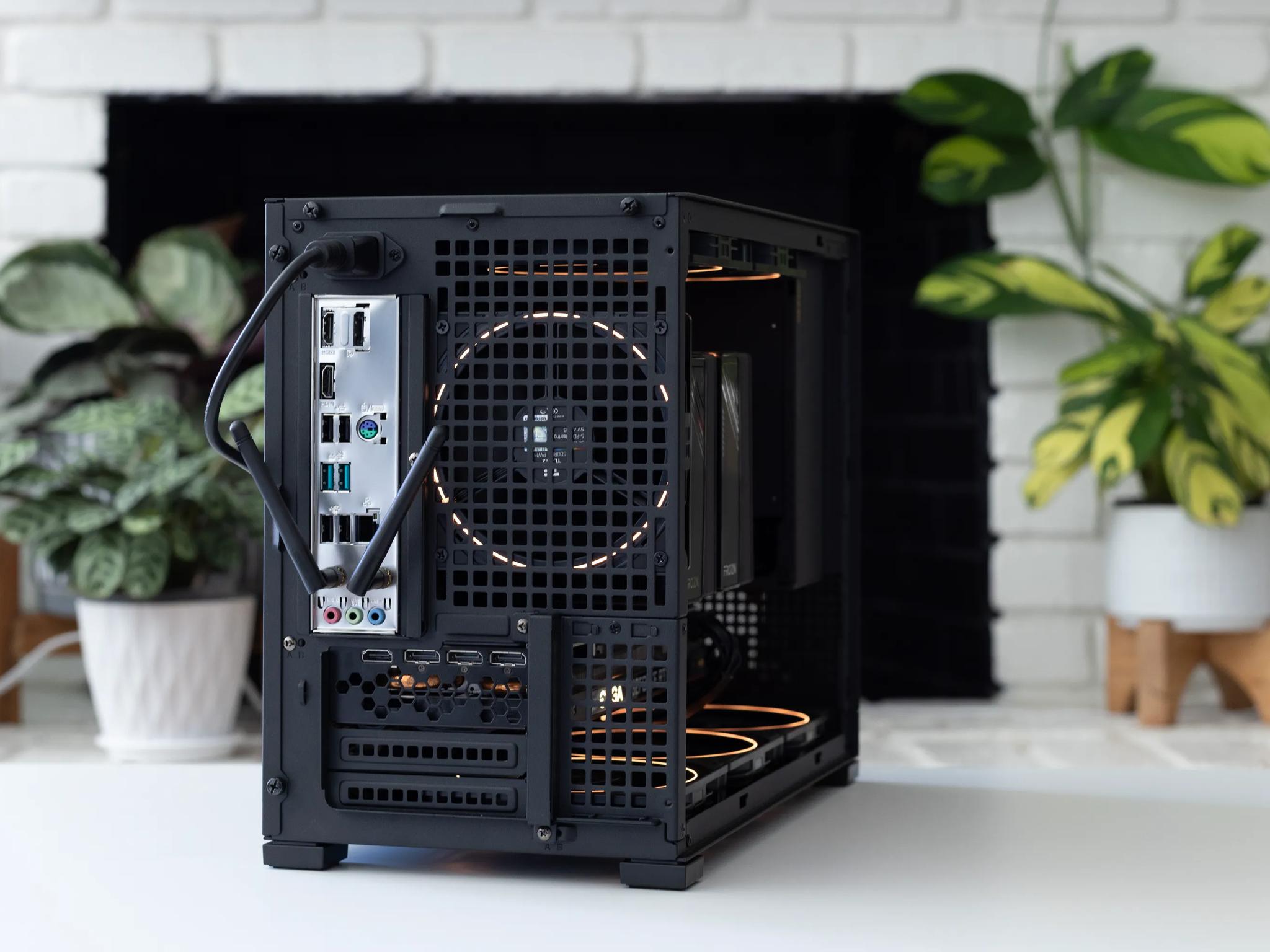 RTX 3070, i5 12600KF, 32GB RAM, 1TB NVME, WiFi, Compact 1440P Gaming PC