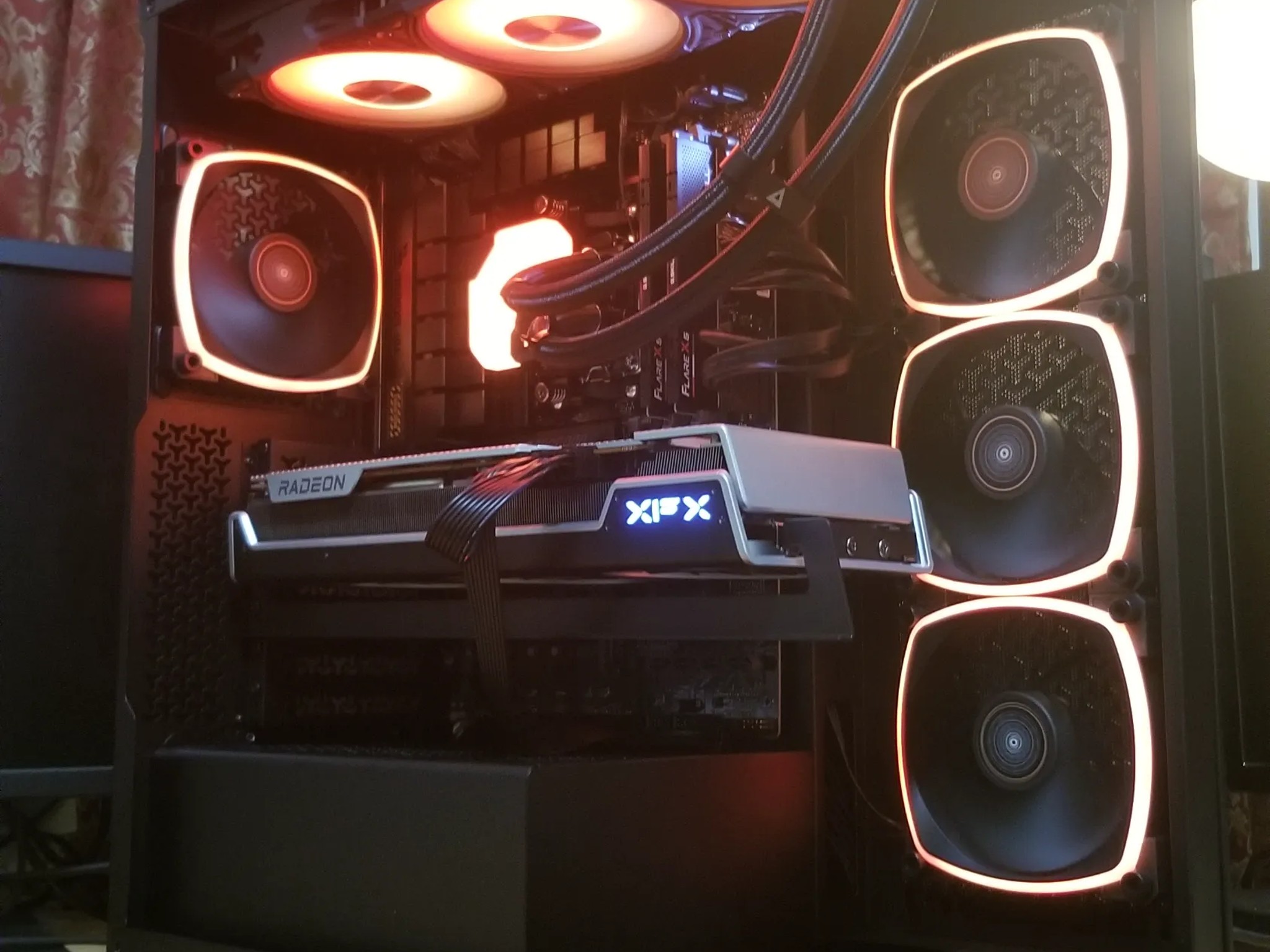 9800X3D | 7900 XT | 32 GB RAM | Solid Gaming PC