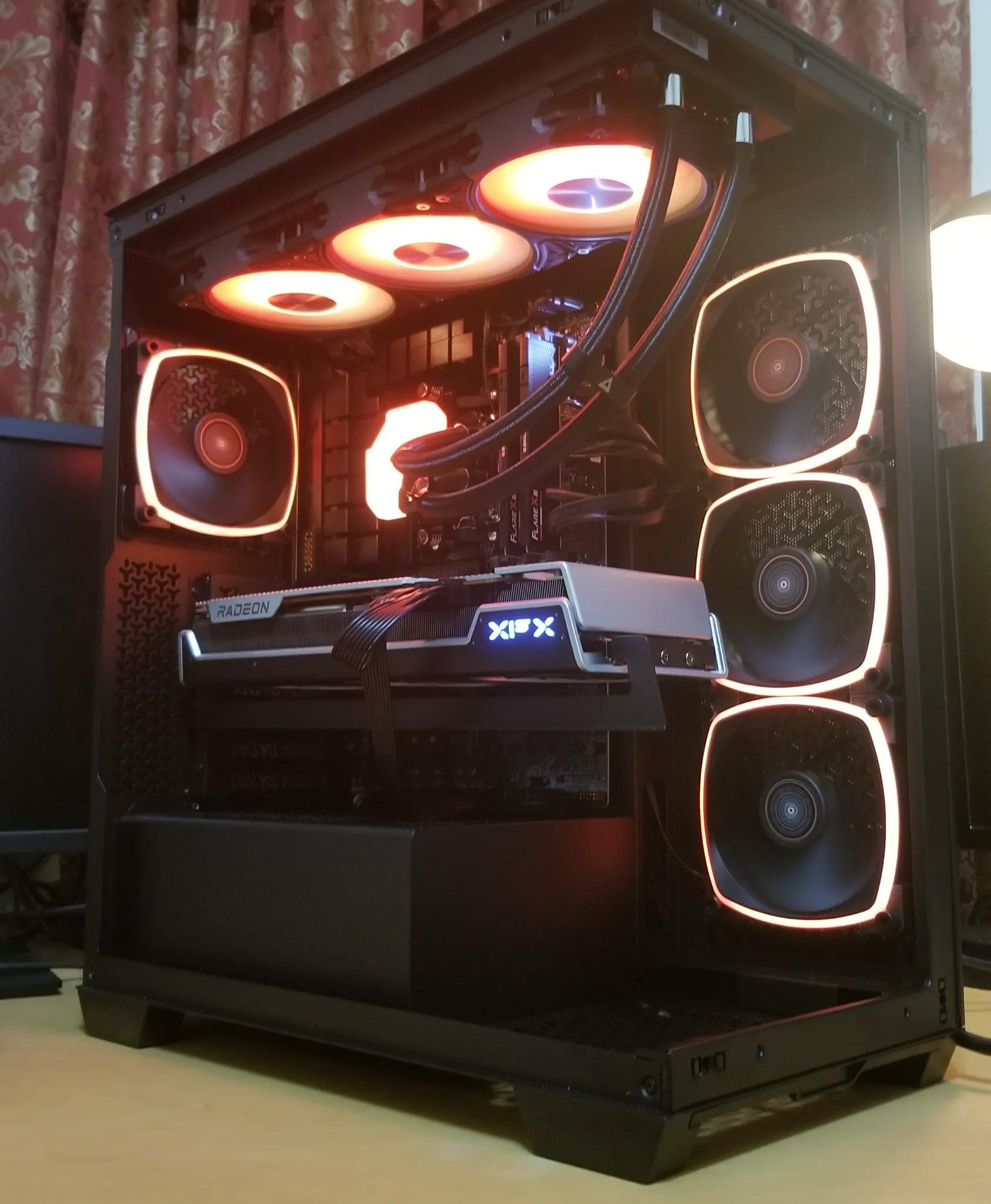 9800X3D | 7900 XT | 32 GB RAM | Solid Gaming PC