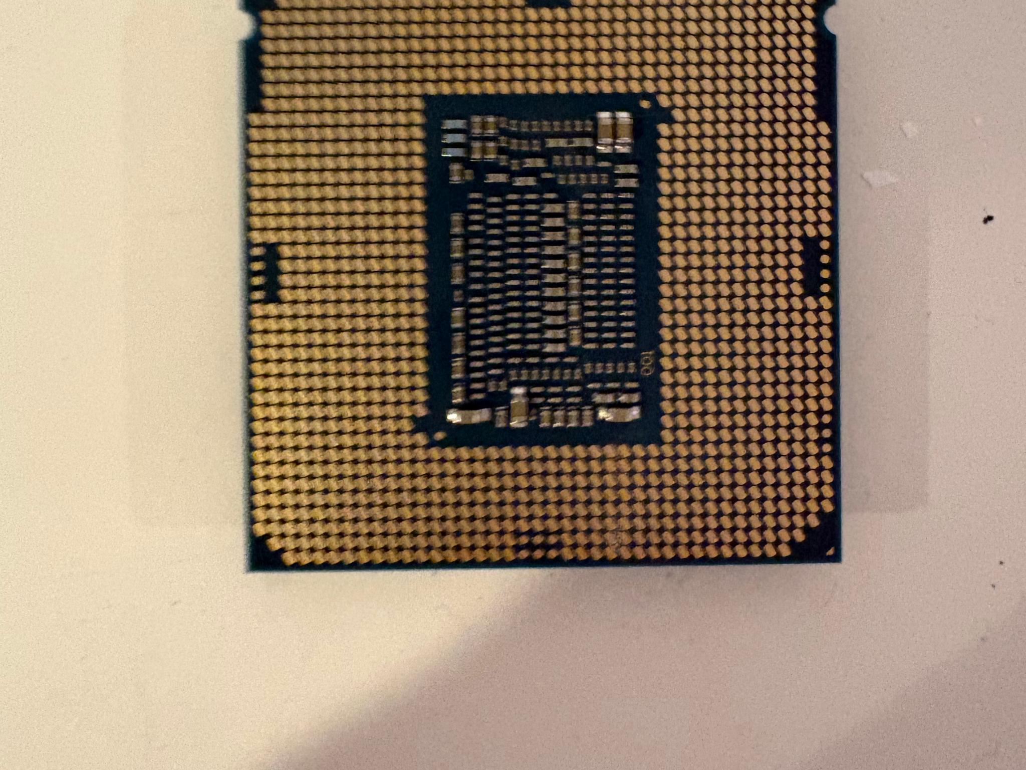 Intel Core i7-13700T - Image 2