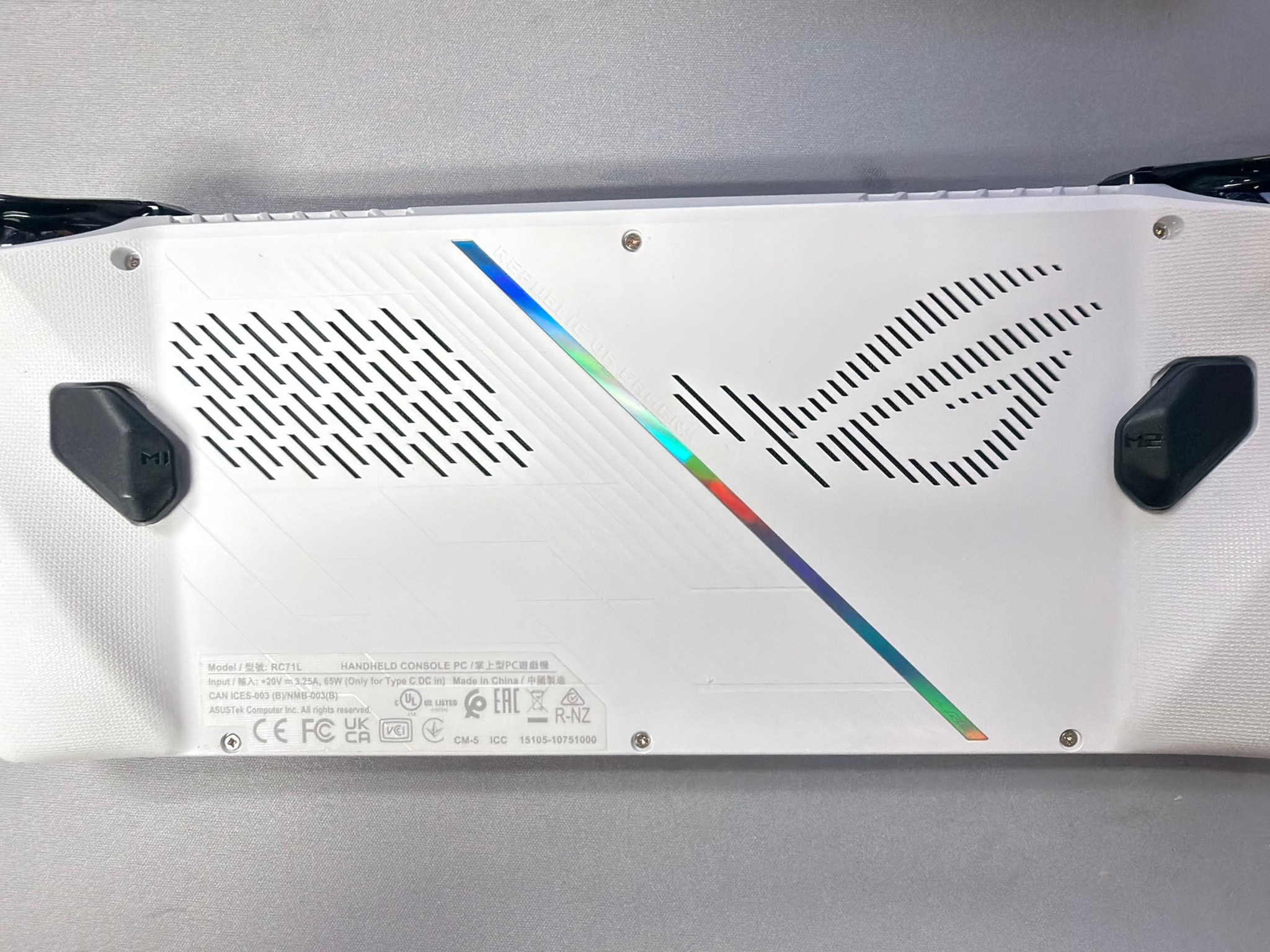 ROG Ally z1 Extreme 1tb