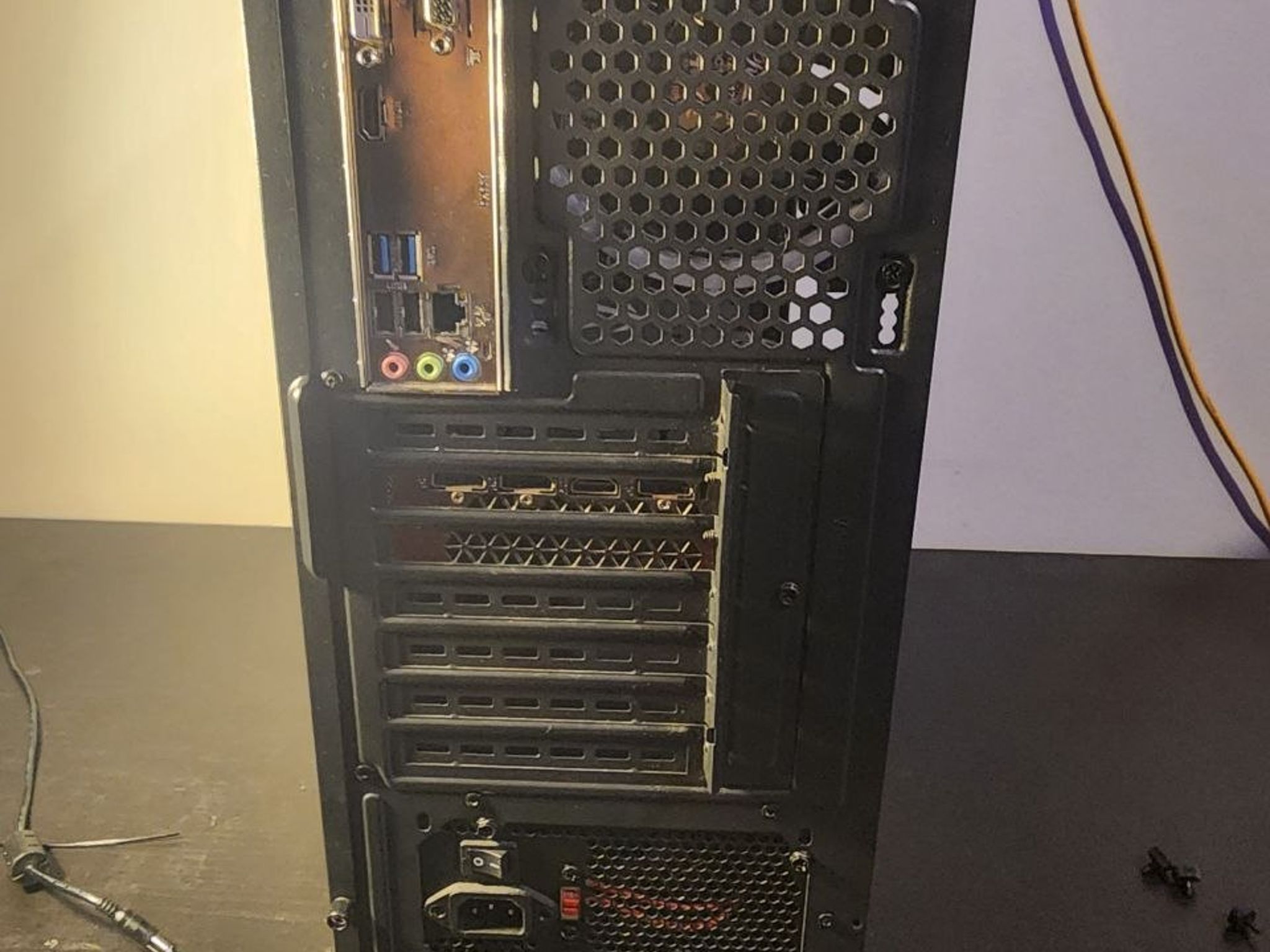 GeForce RTX 2060 Custom Gaming PC - Core i5-9400F, 3D V-Cache 1TB SATA SSD