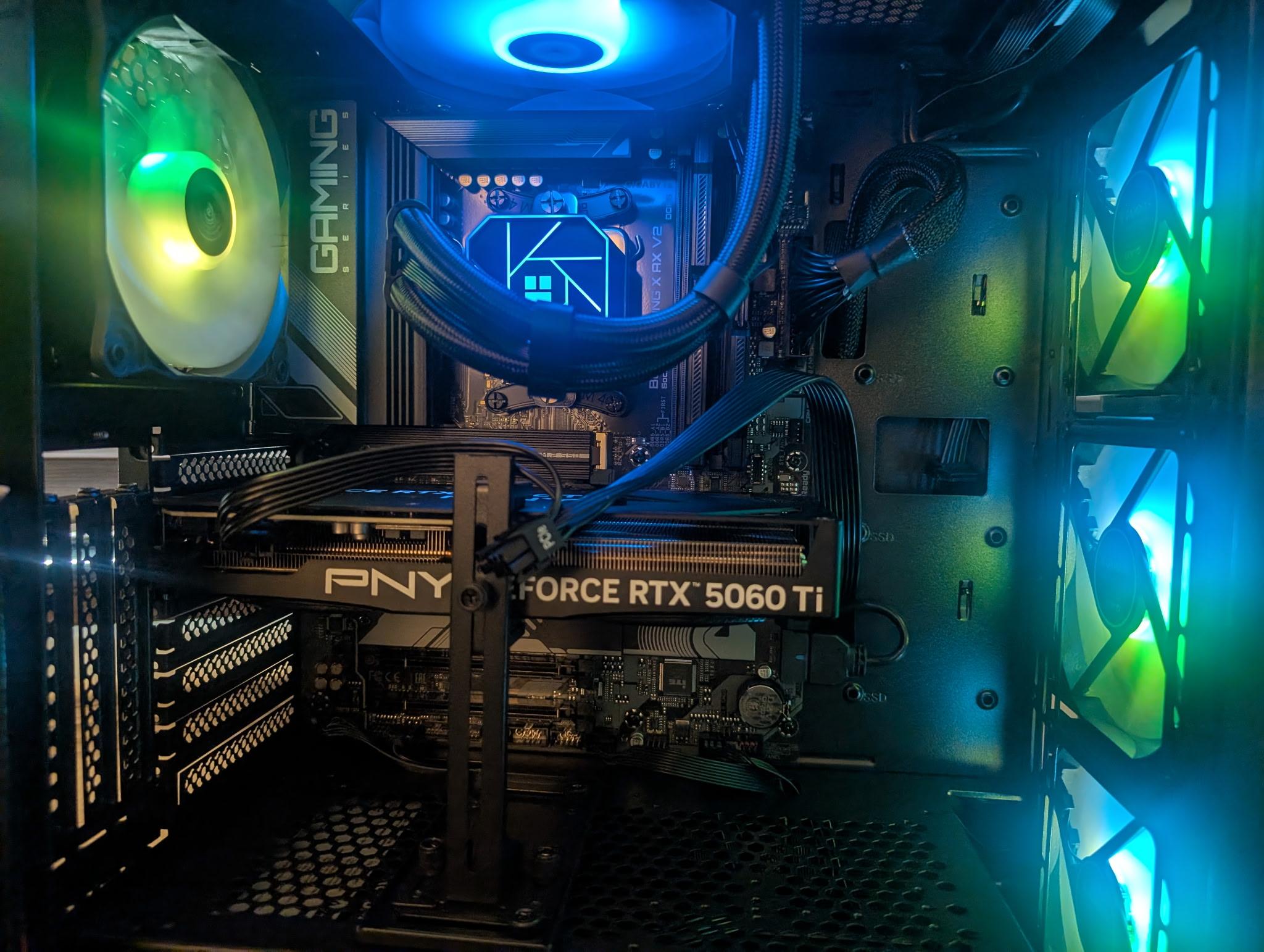 AMD Ryzen 7 7700X | RTX 5060Ti 16GB | 32GB DDR5 | 1TB NVMe SSD | Wifi | Windows 11 | Gaming PC