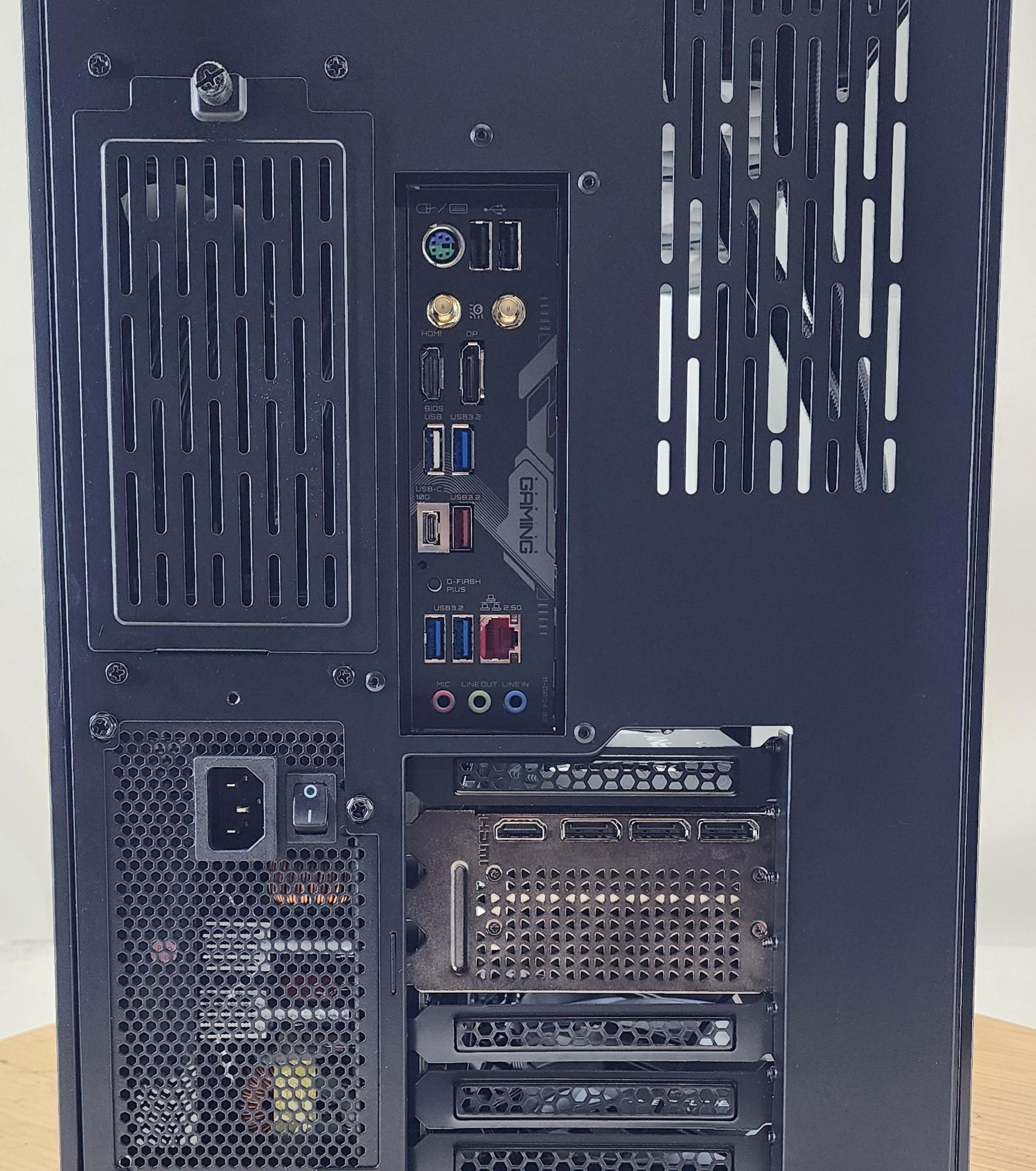 Gaming PC Ryzen 7 9700X 32GB RAM 2TB SSD RTX 5070 Ti 16GB Windows 11 Computer