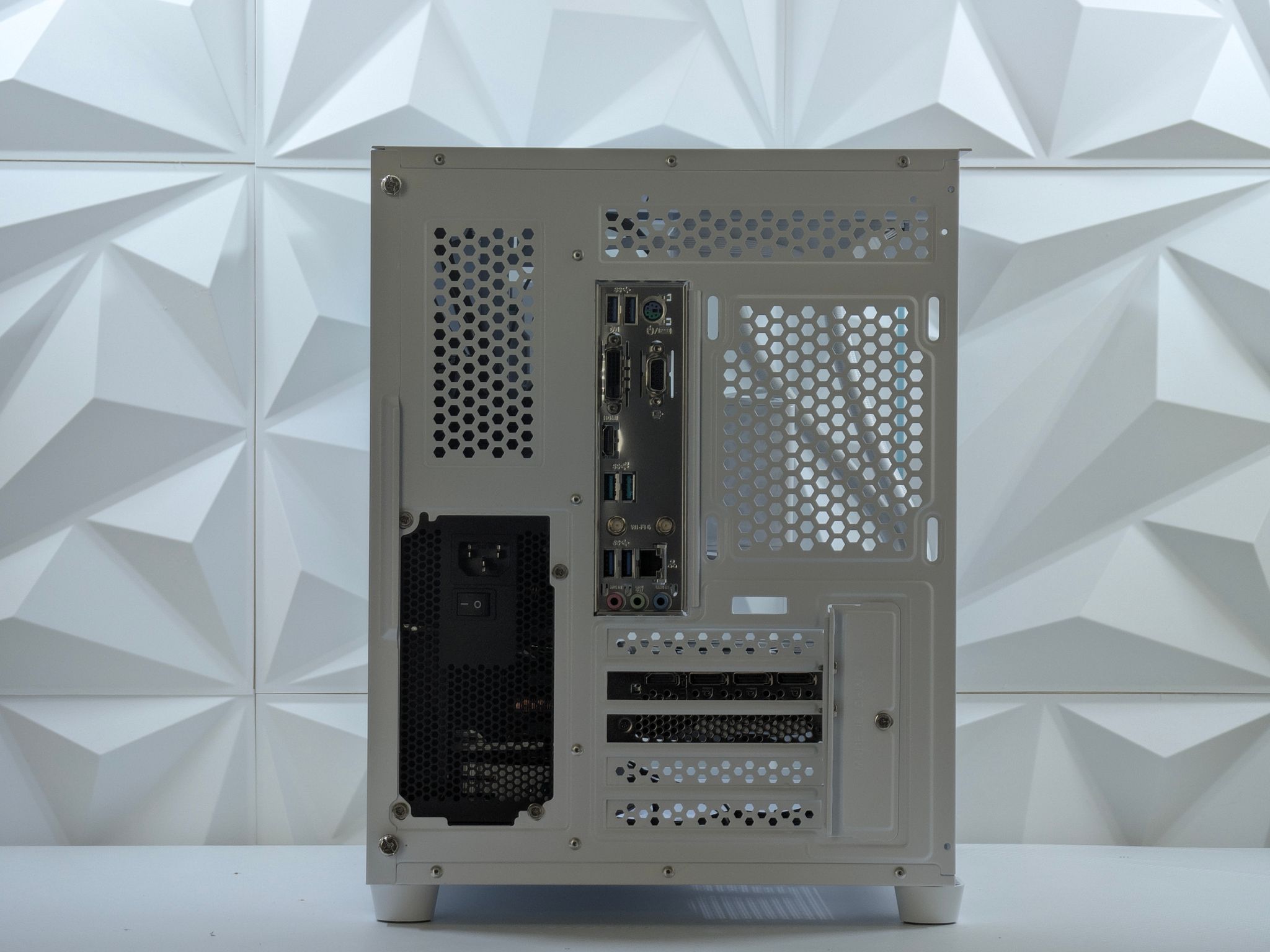 ❄️POLARIS WHITE❄️ | RTX 4070 12GB | Ryzen 7 5800X | 32GB DDR4 | 1TB NVMe | 1440p | Win11 | FREE SHIP