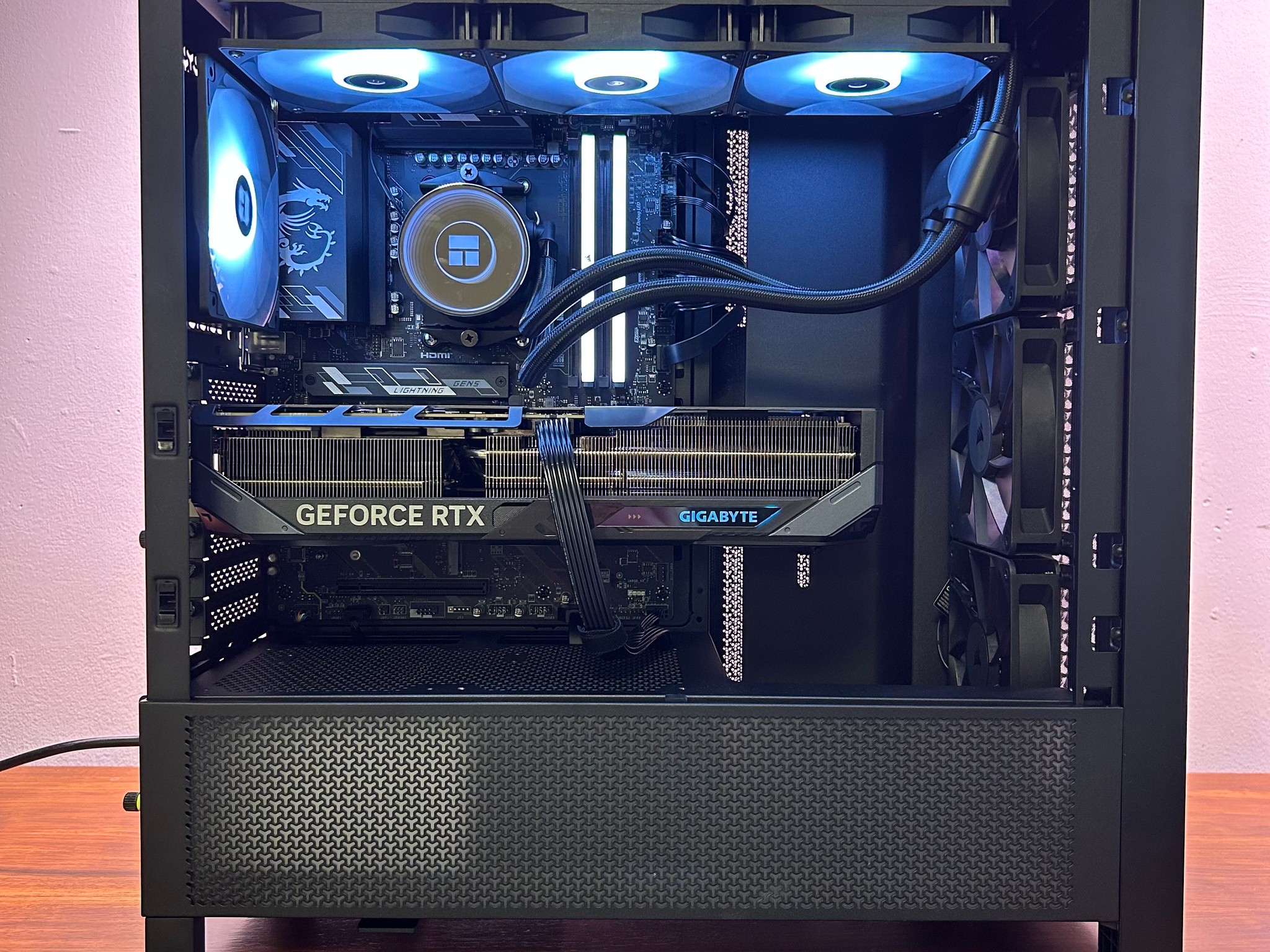 RTX 5080 | Ryzen 7 7800X3D | 32GB DDR5 | 2TB NVMe | 850W Gold | Corsair 4000D