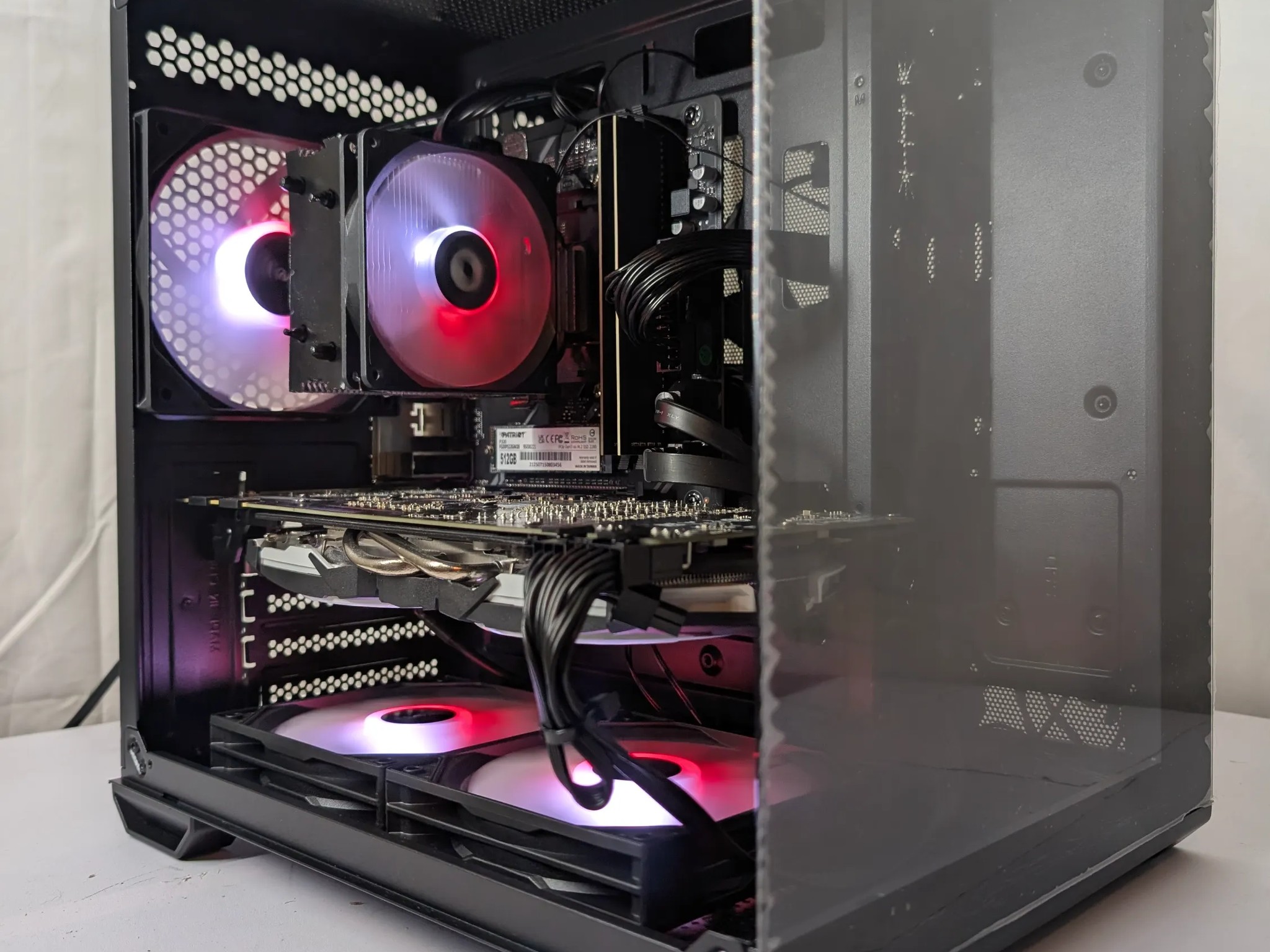 GTX 1070 TI | RYZEN 5 2600X | 16 GB DDR4| 500GB NVME