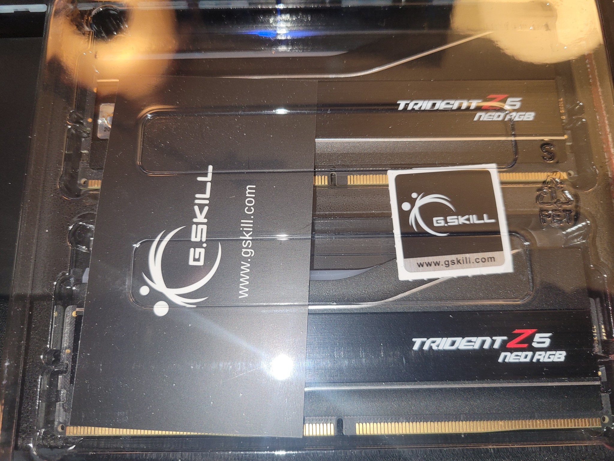 G.Skill Trident Z5 32GB CL30 32GB (16 x 2) DDR5 RGB AMD Expo Neo