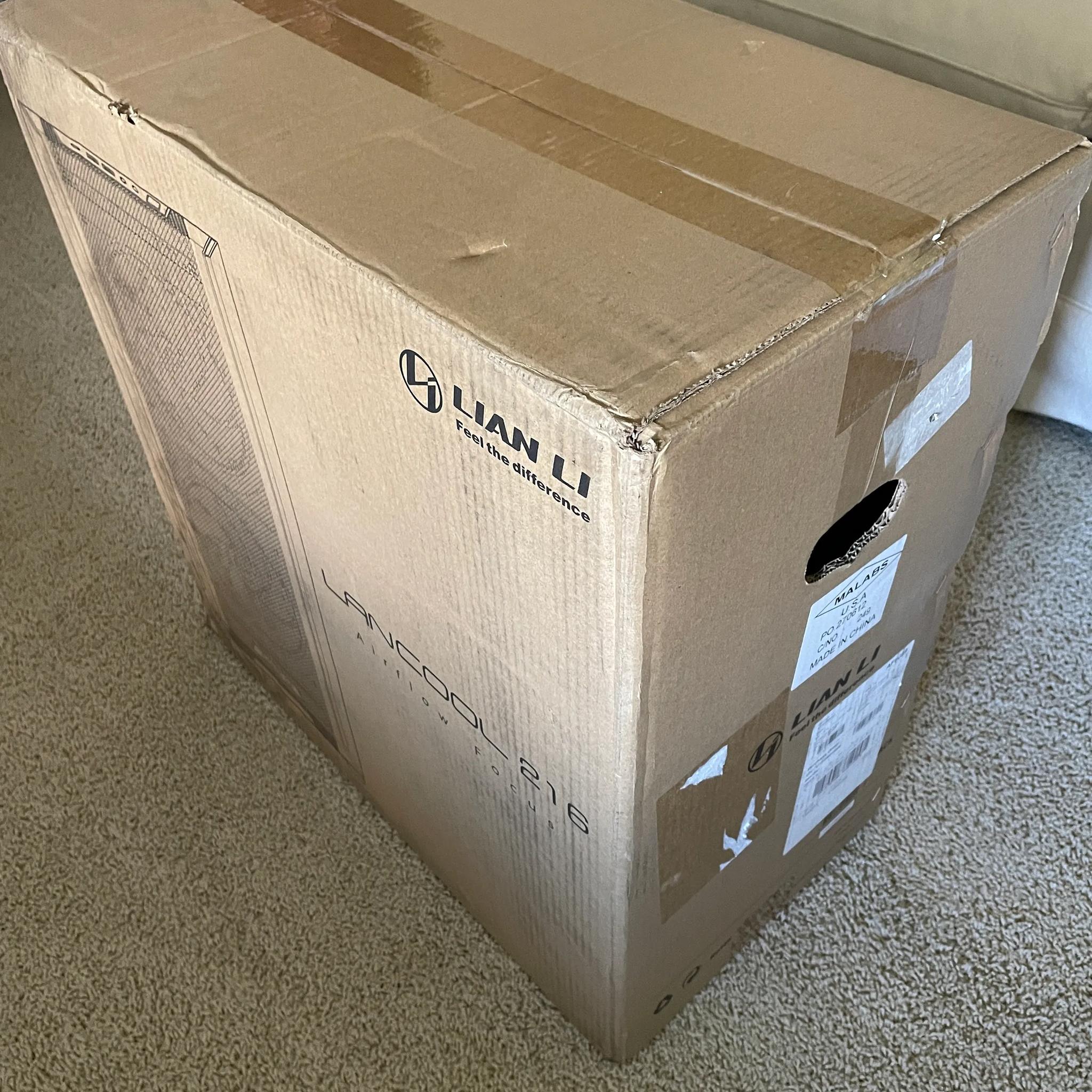 LIKE NEW! Lian-Li Lancool 216 PC Case - Black, No RGB