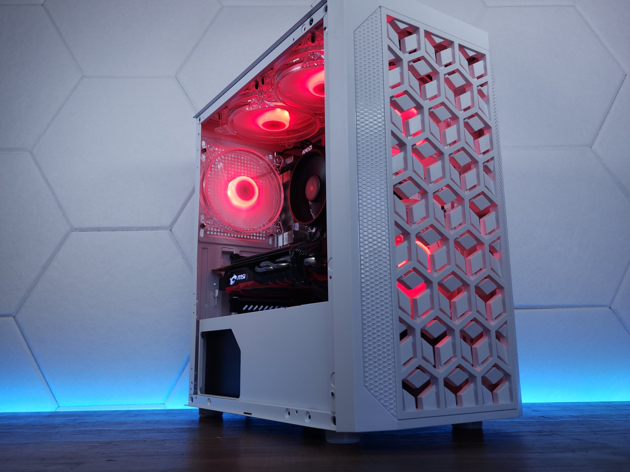 💙🤍GTX 1080 // Ryzen 5 1600 // 16GB 3200MHz // 1TB NVMe Gen 3