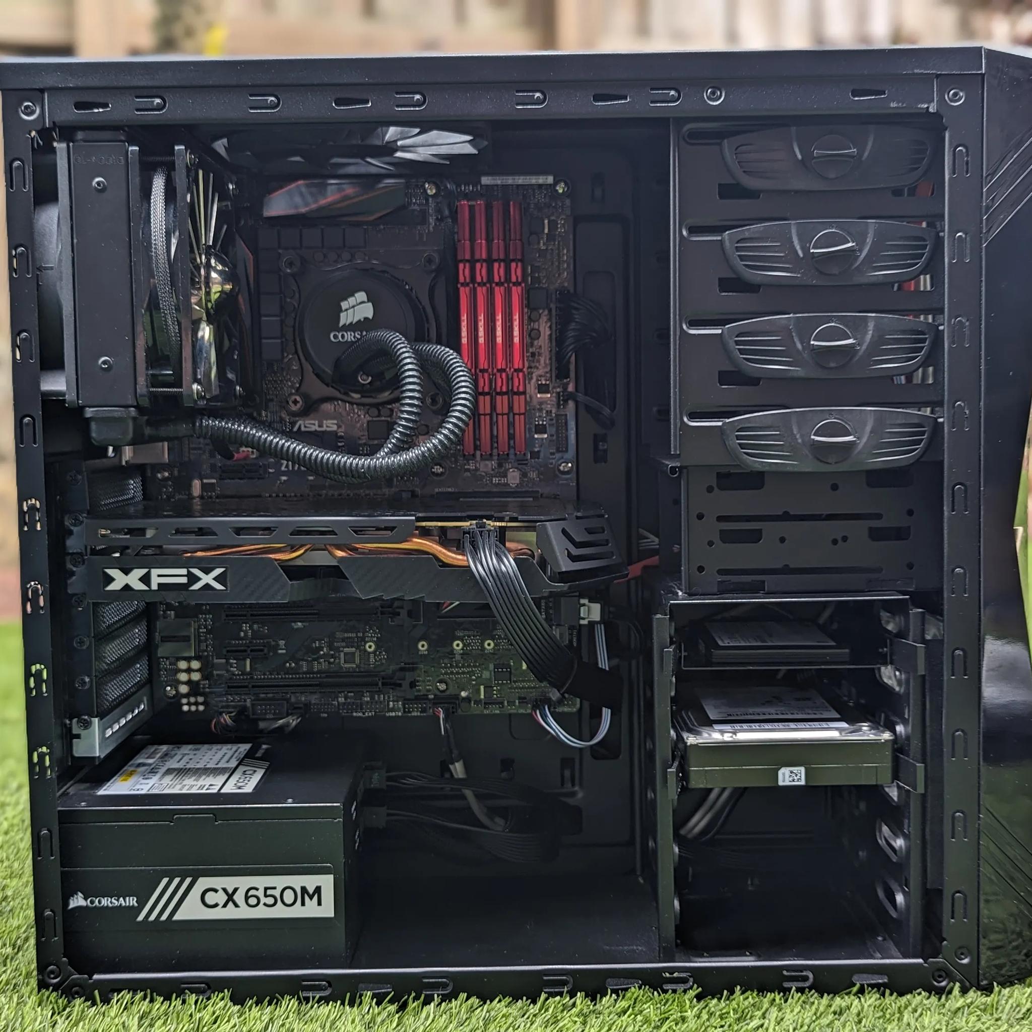 The Modest Esports rig i7 6700K 64GB RAM RX 580 128GB SSD 1TB HDD