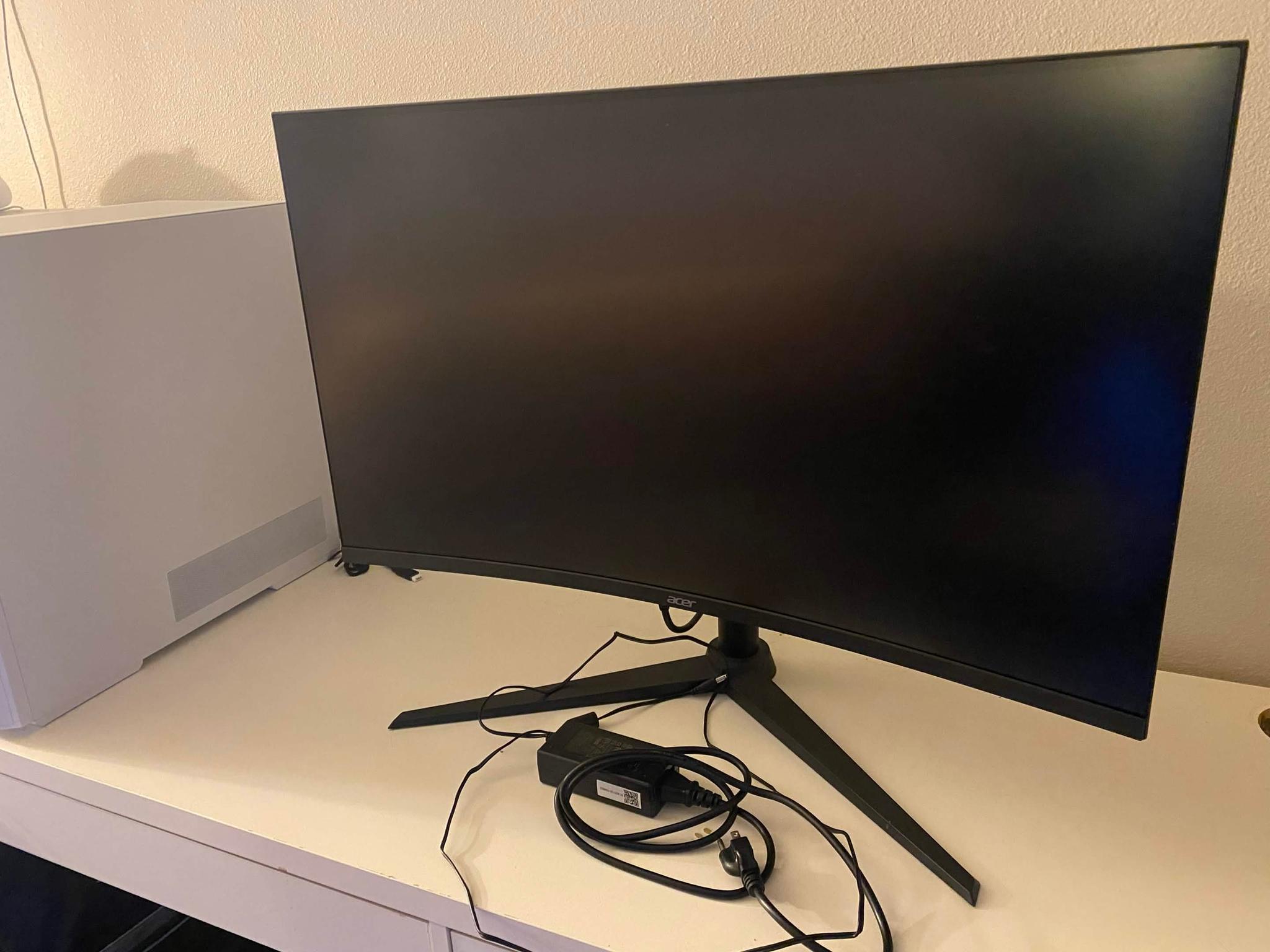 32" 1440p Curved Gaming Monitor