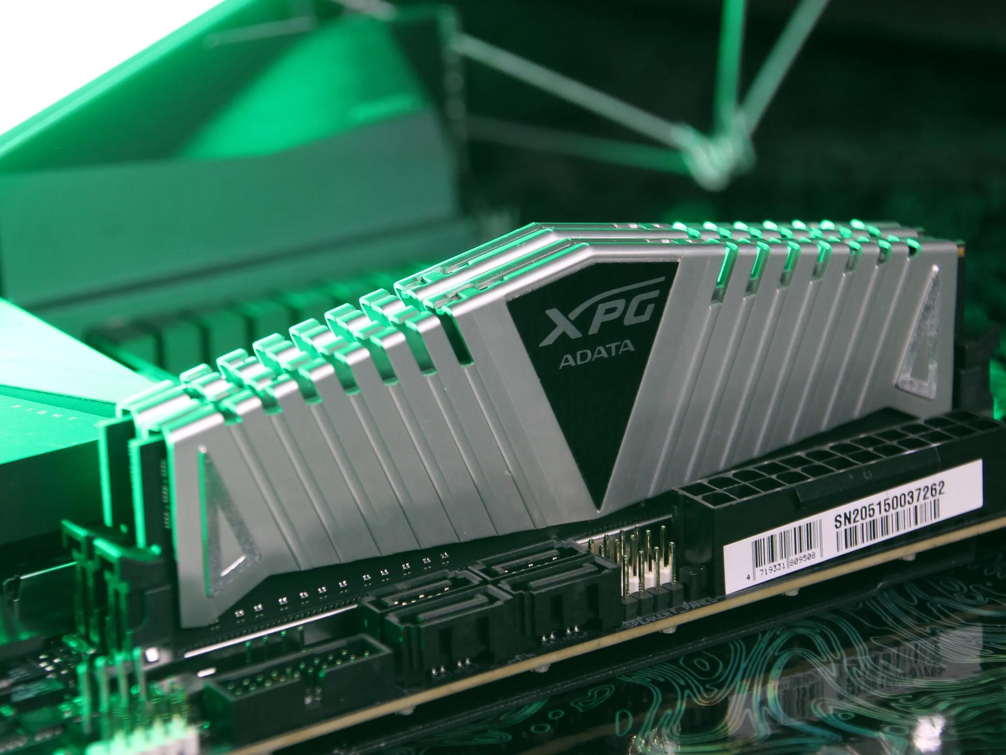 ADATA XPG Z1 16GB (2x8GB) DDR4-3000 CL16 Memory