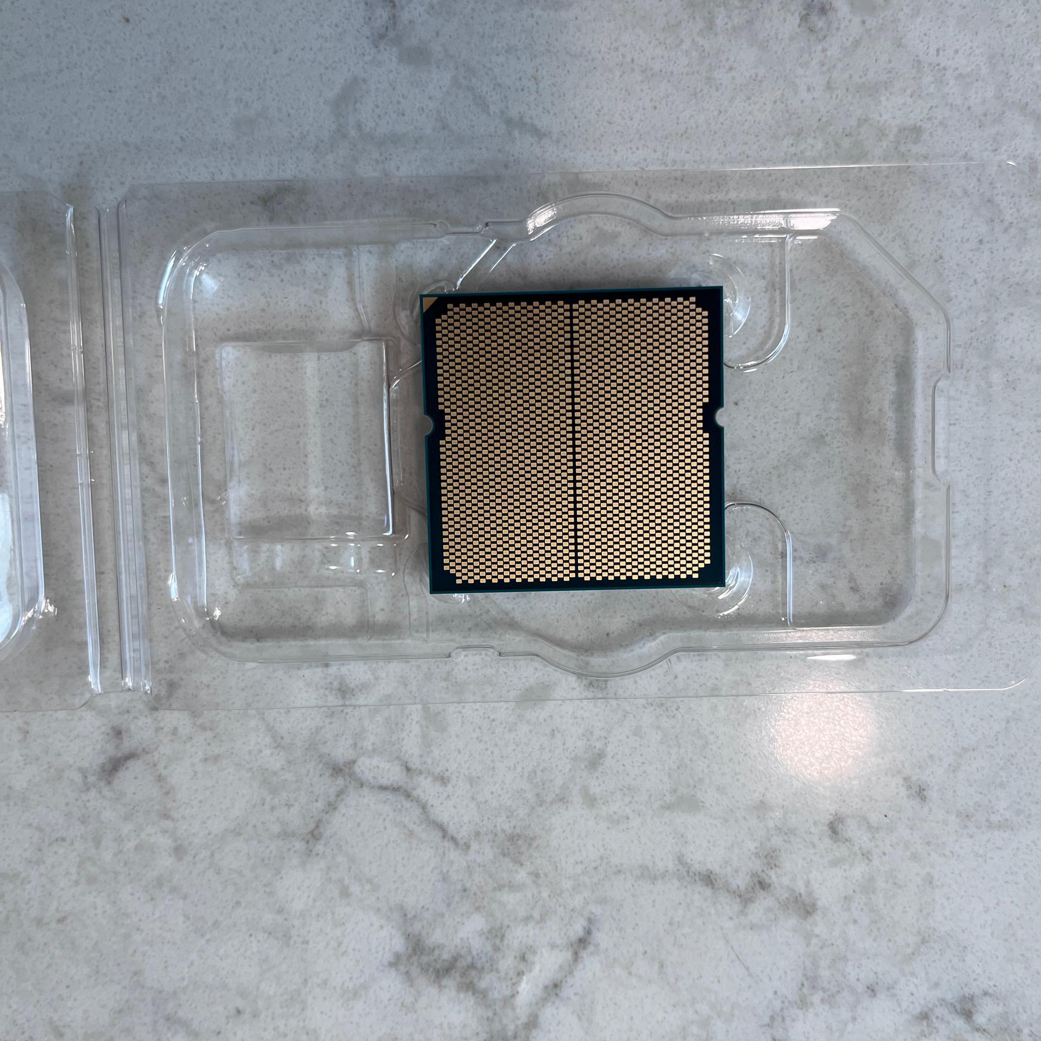 AMD Ryzen 9 7900X