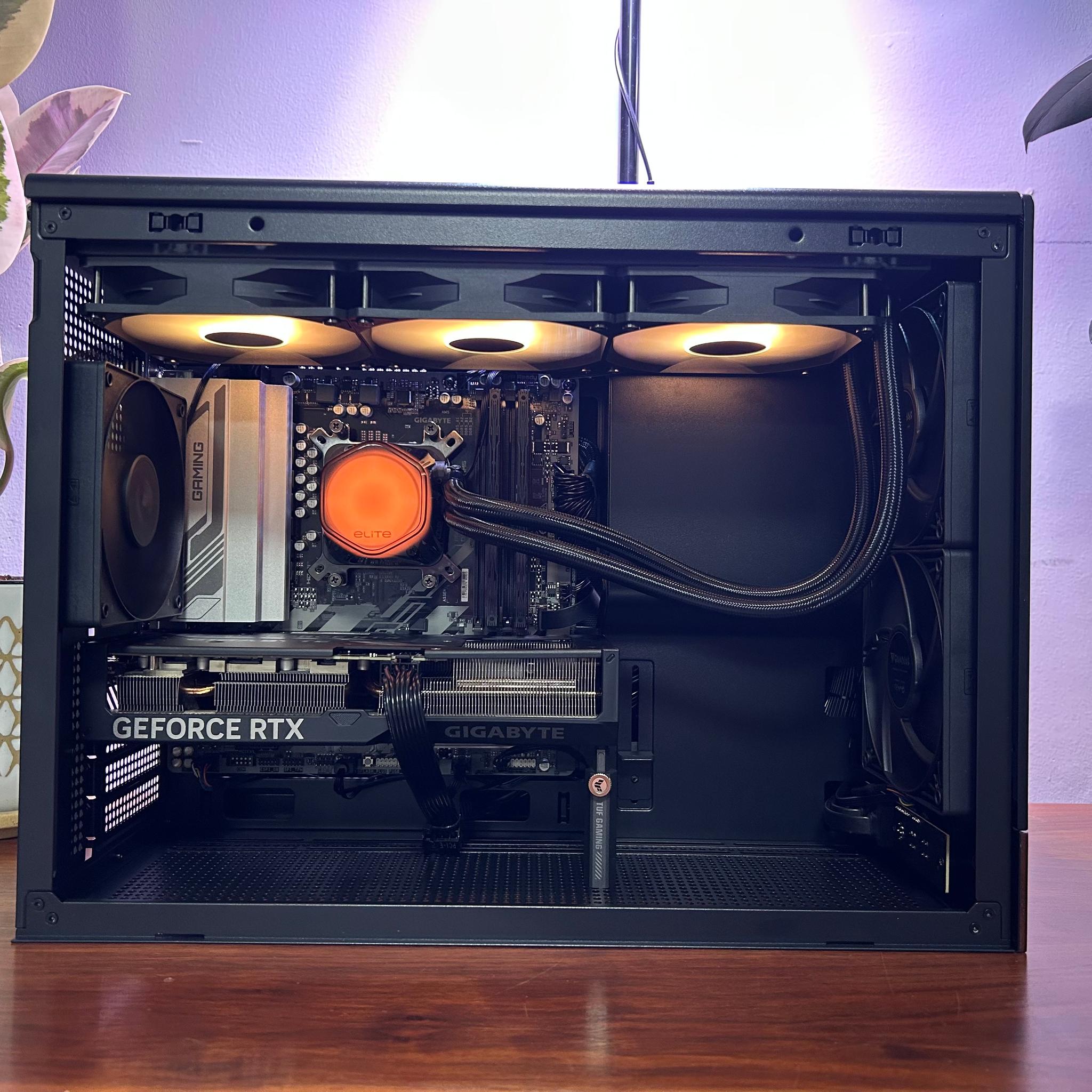 RTX 4070 | Ryzen 5 7600X | 32GB DDR5 | 2TB NVMe | 360mm AIO | 850W Gold