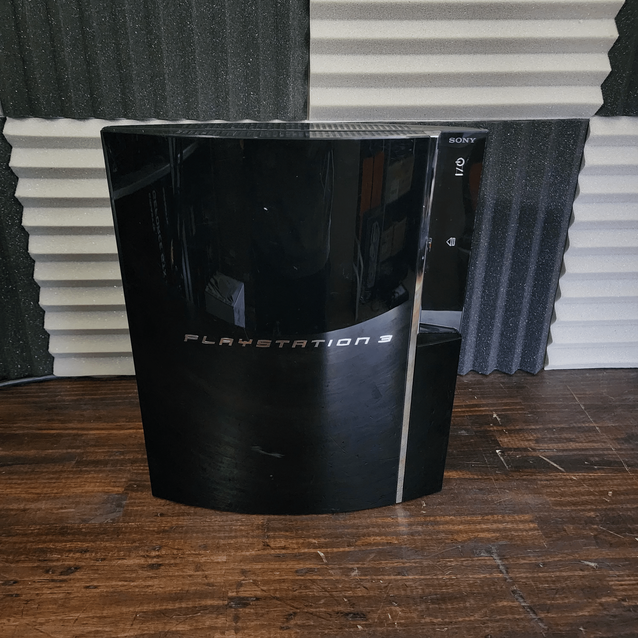 Original Sony PlayStation 3 // Backwards Compatible Model CECHE01