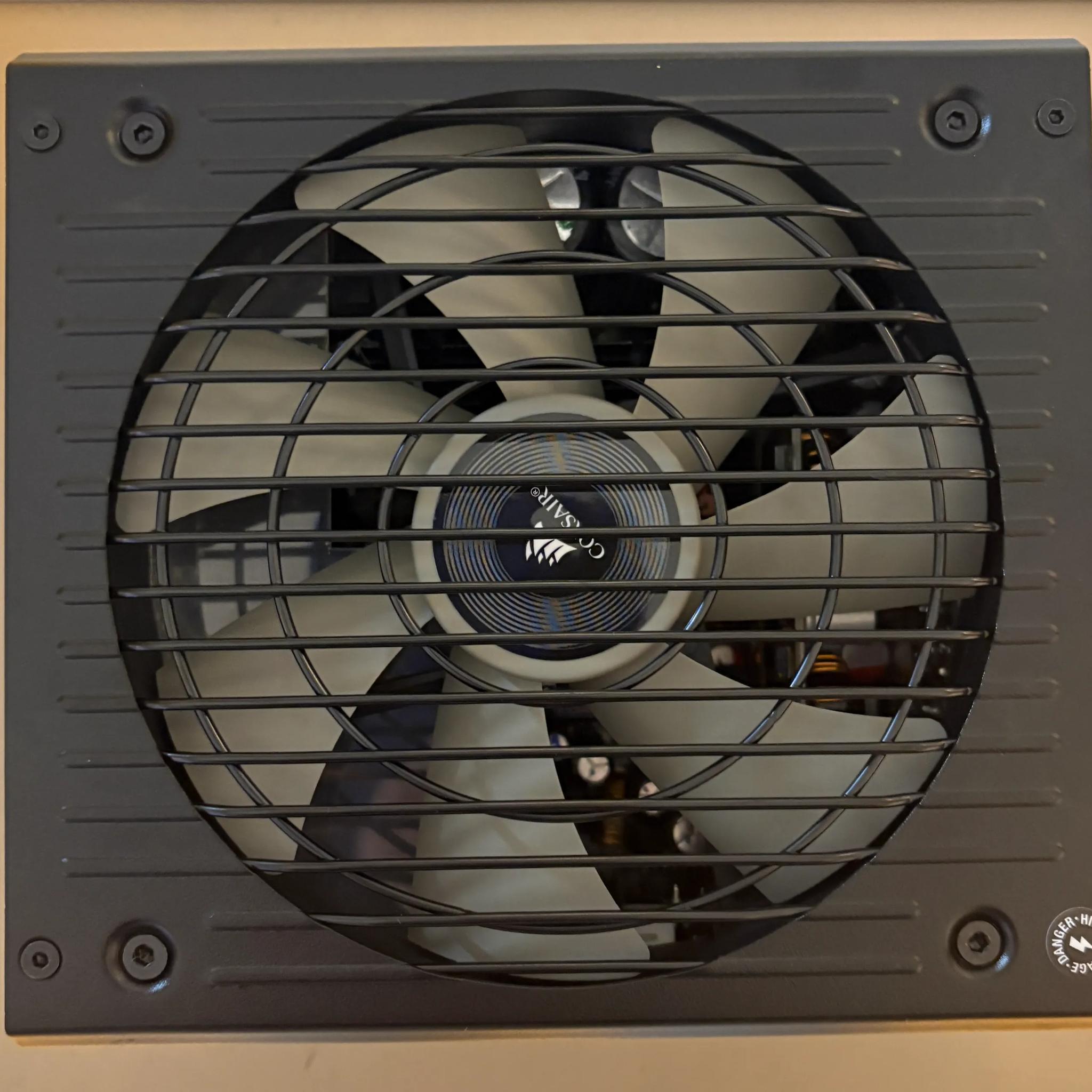 Corsair RM750x, 750 Watt, 80+ Gold Certified, Fully Modular Power Supply