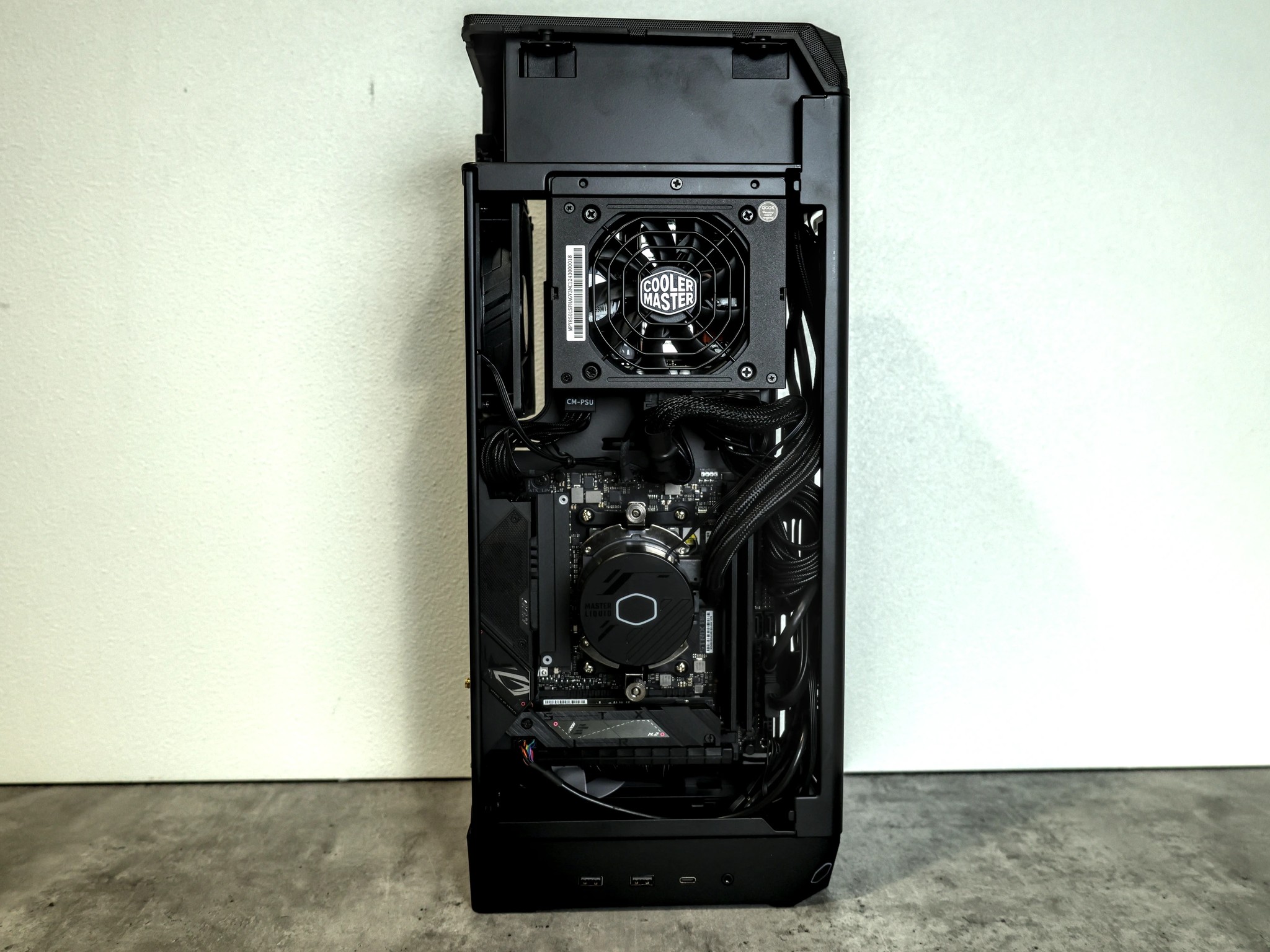 High-End 1440p / 4K Mini-ITX Gaming PC – RTX 5070 + 9800X3D | Premium Compact Build