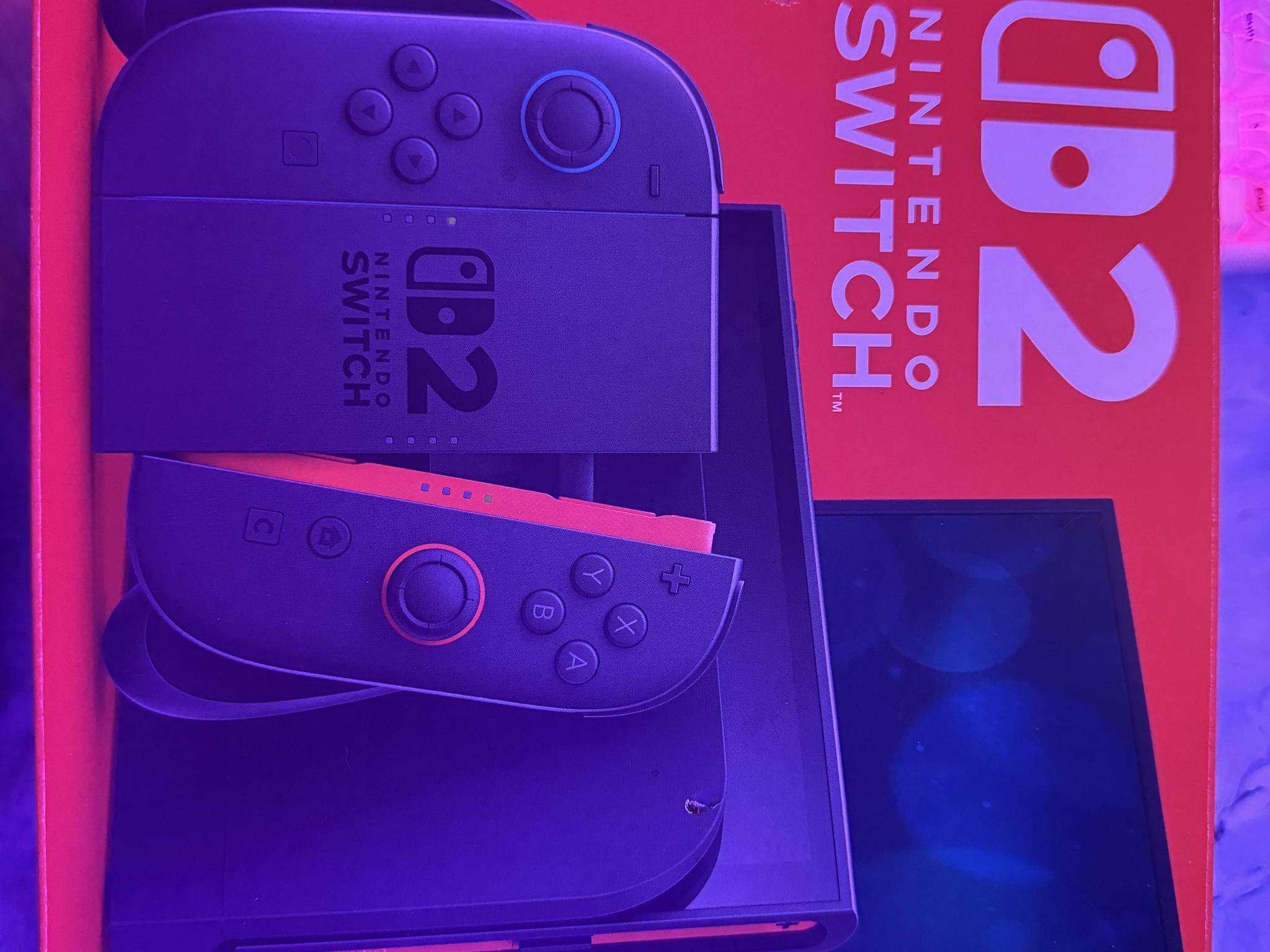 Hardly Used Nintendo Switch 2 <30 hours played