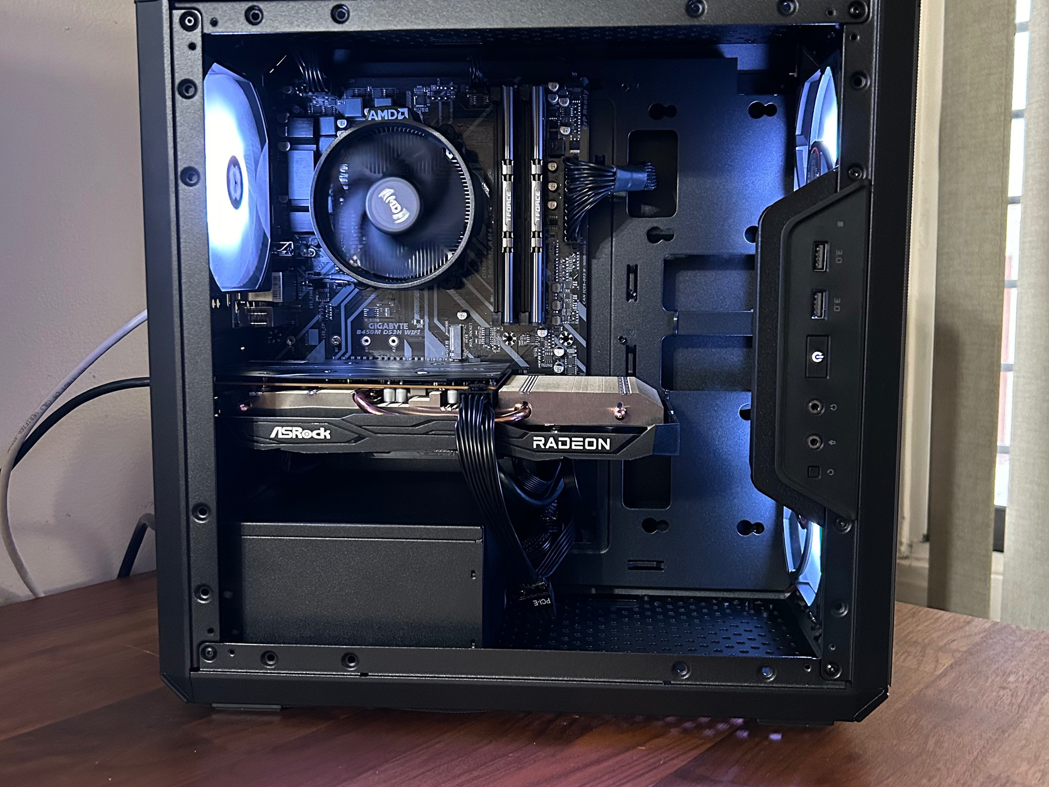 **WEEKEND SALE** RX 6600 | Ryzen 5 4500 | 16GB DDR4 | WI-FI | The Entry Level Beast V34