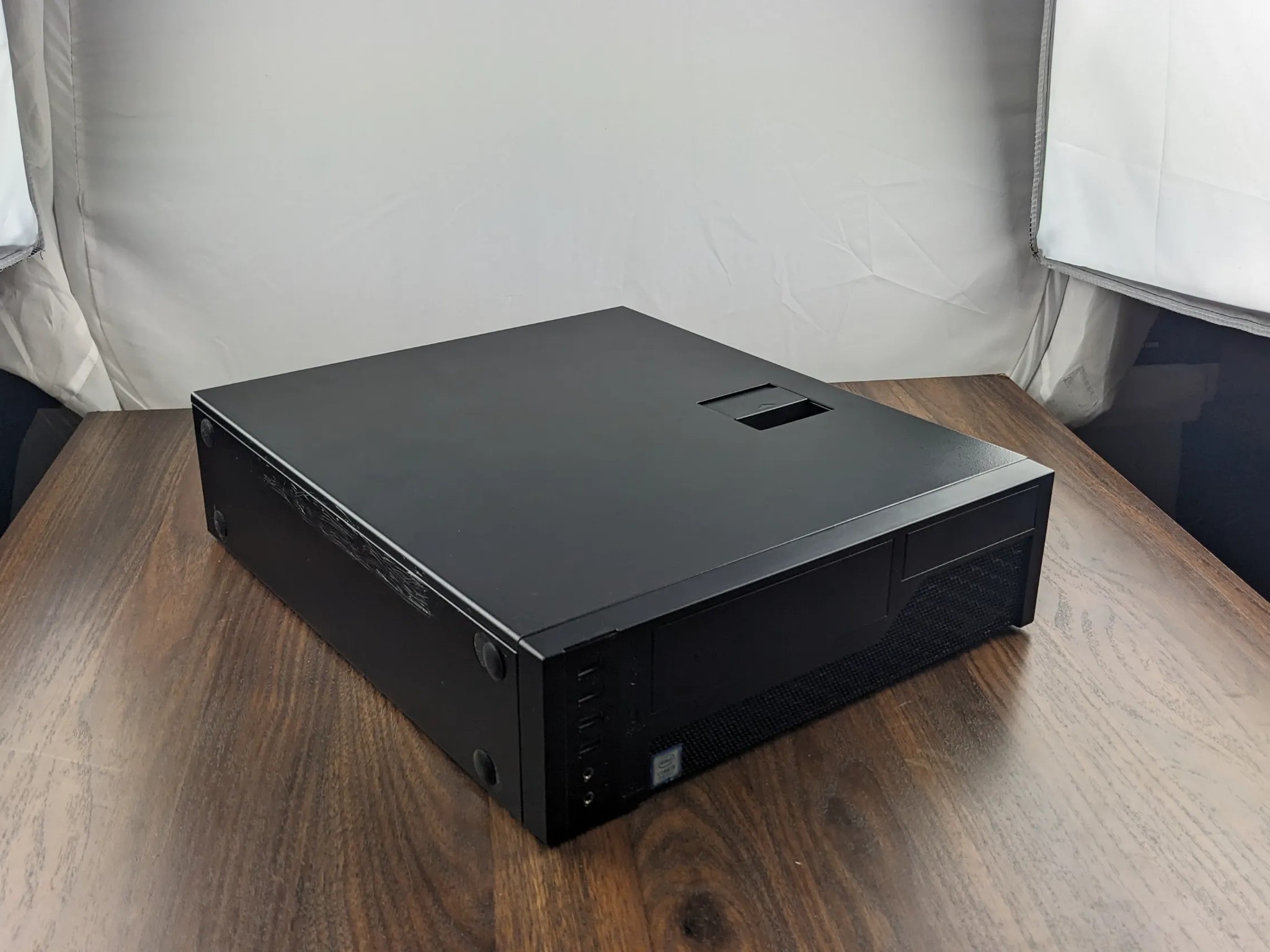 Back to School. Extra 10% SALE. Custom SFF, RX 6400, i5-8400, 16GB 2400Mhz, 256GB NVMe, 2TB HDD