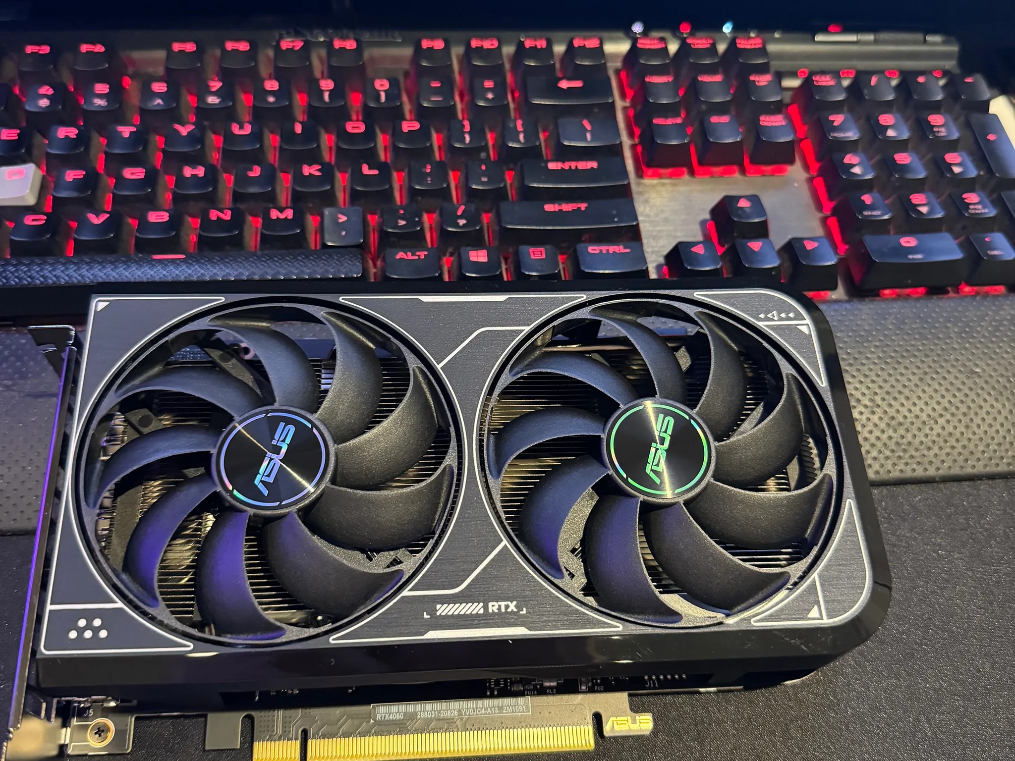 ASUS Dual GeForce RTX™ 4060 V2 OC Edition 8GB GDDR6
