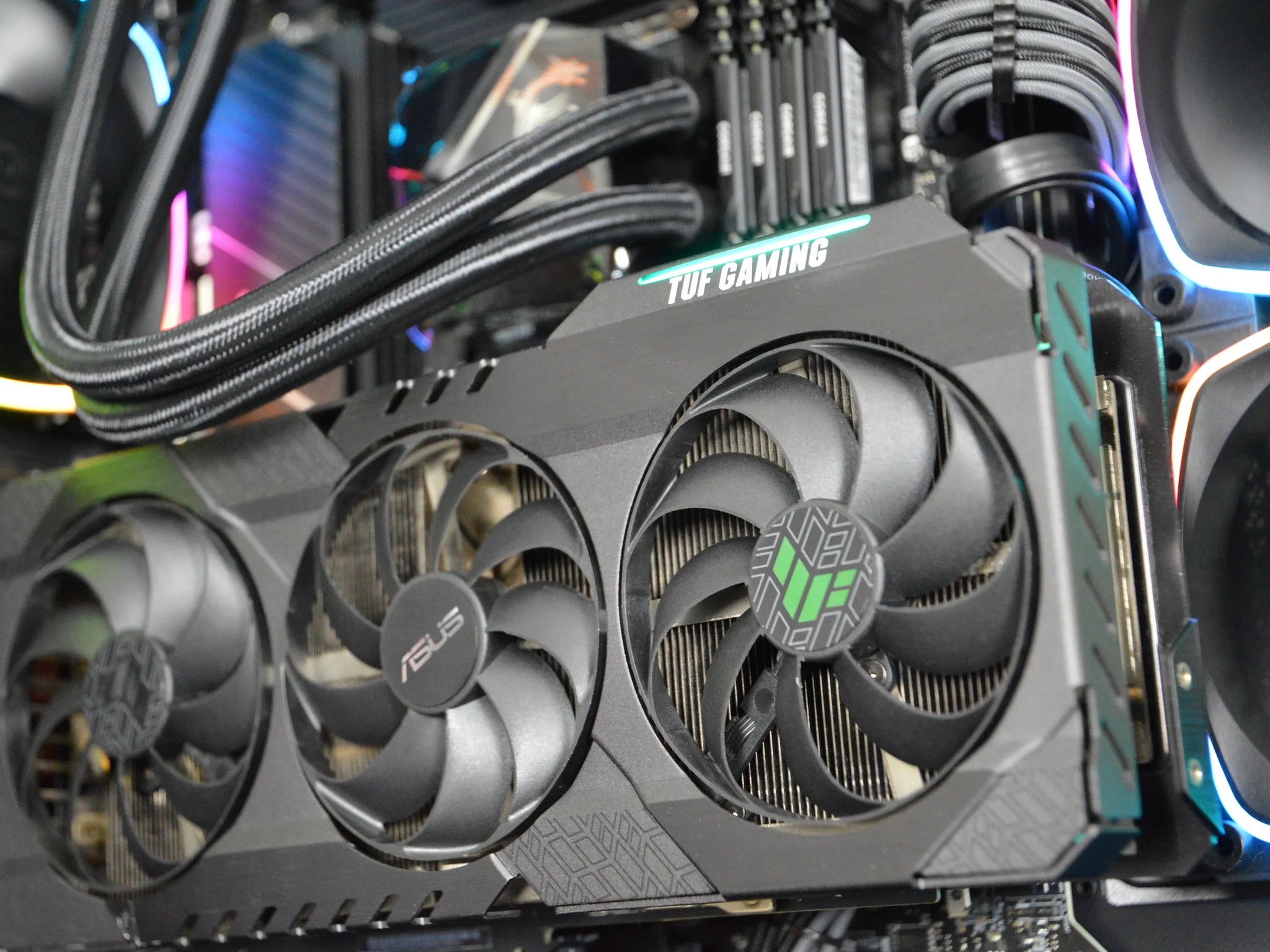 ⚫♞| RTX 3080 10GB| INTEL i5-12600K | 32 GB DDR4 RAM | 1.5TB GEN3 & GEN4 NVME | Dark Knight |