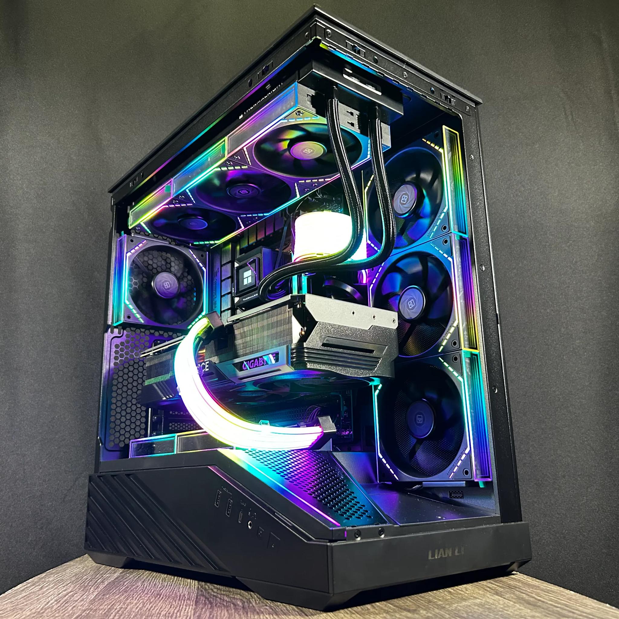 RTX 4090 | Ryzen 7 7800X3D | Ultimate Streaming and Gaming PC