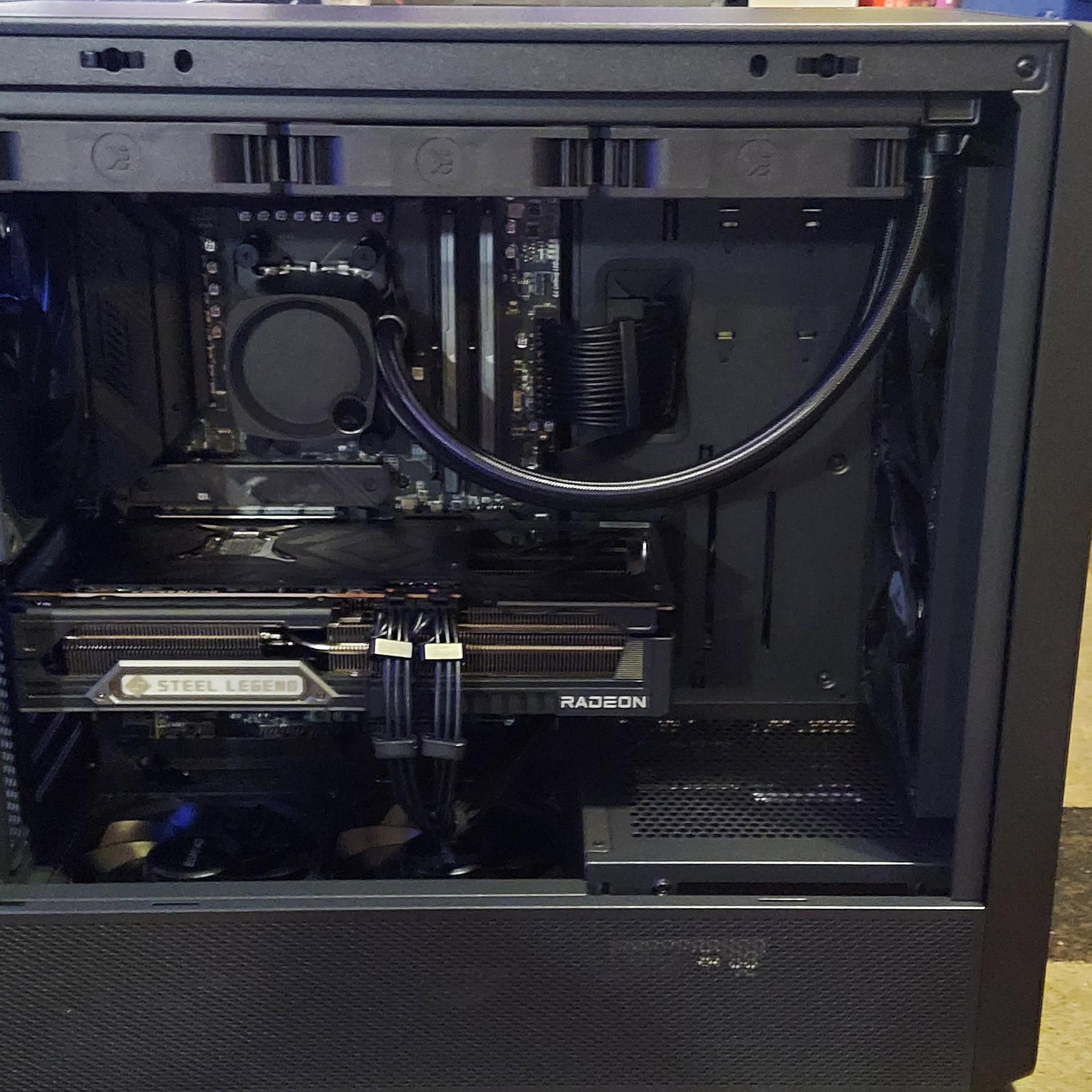 Ryzen 9700X/9070XT Stealth Gaming PC