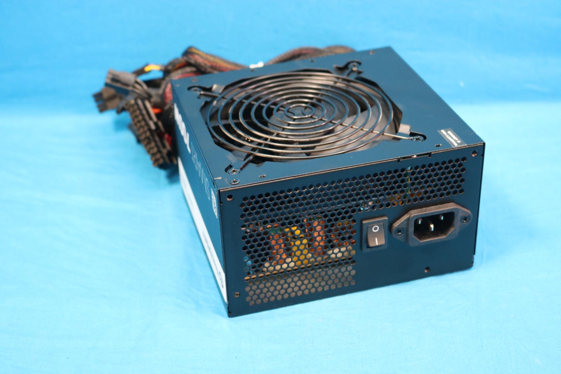 Thermaltake Smart 700W 80 PLUS Certified ATX Desktop Power Supply - 4136115951