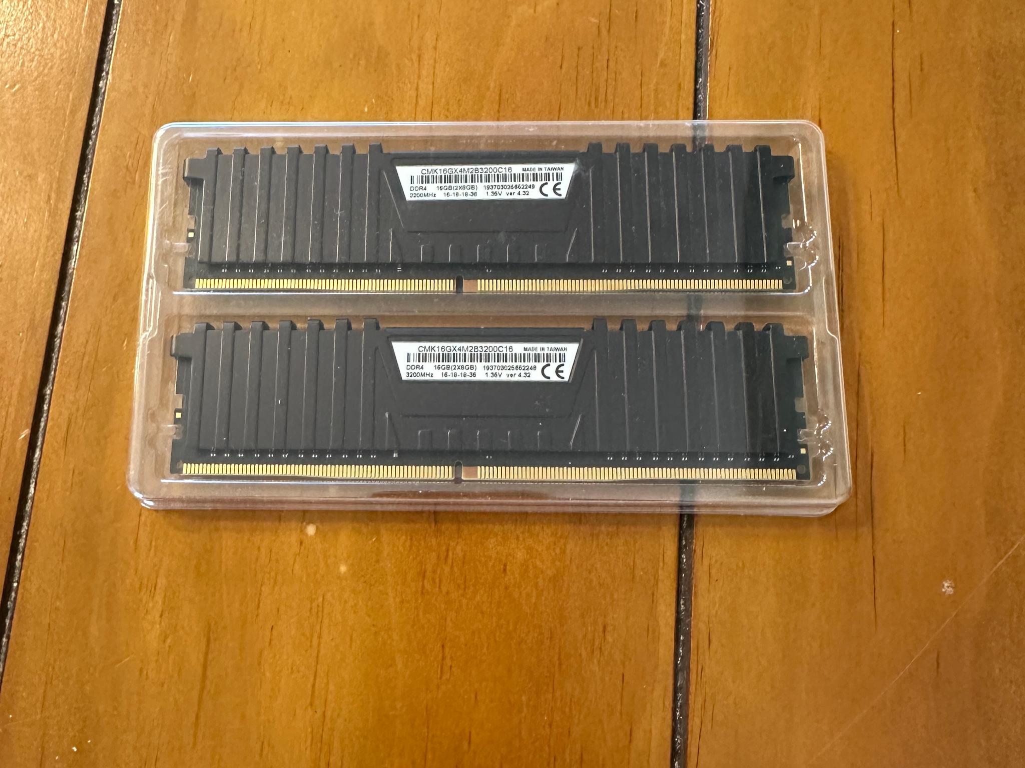 Corsair Vengeance LPX RAM DDR4 3200 MHz 16GB (2x8G)