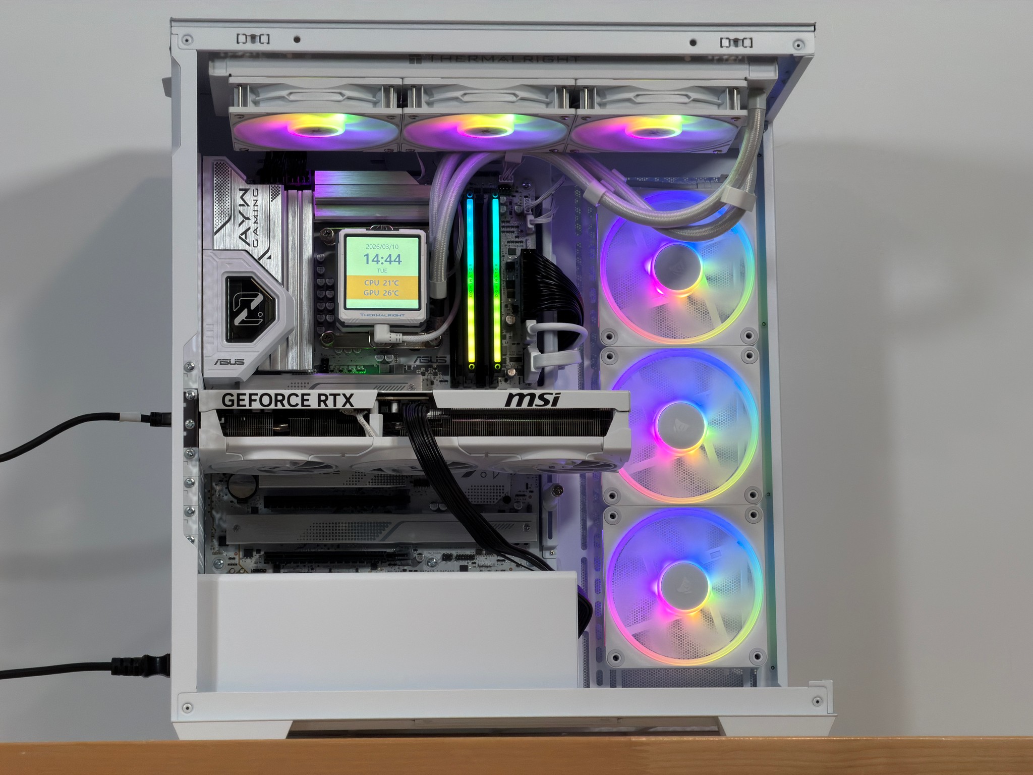 White RTX 5080 Intel Core Ultra 7 265kf Gaming PC