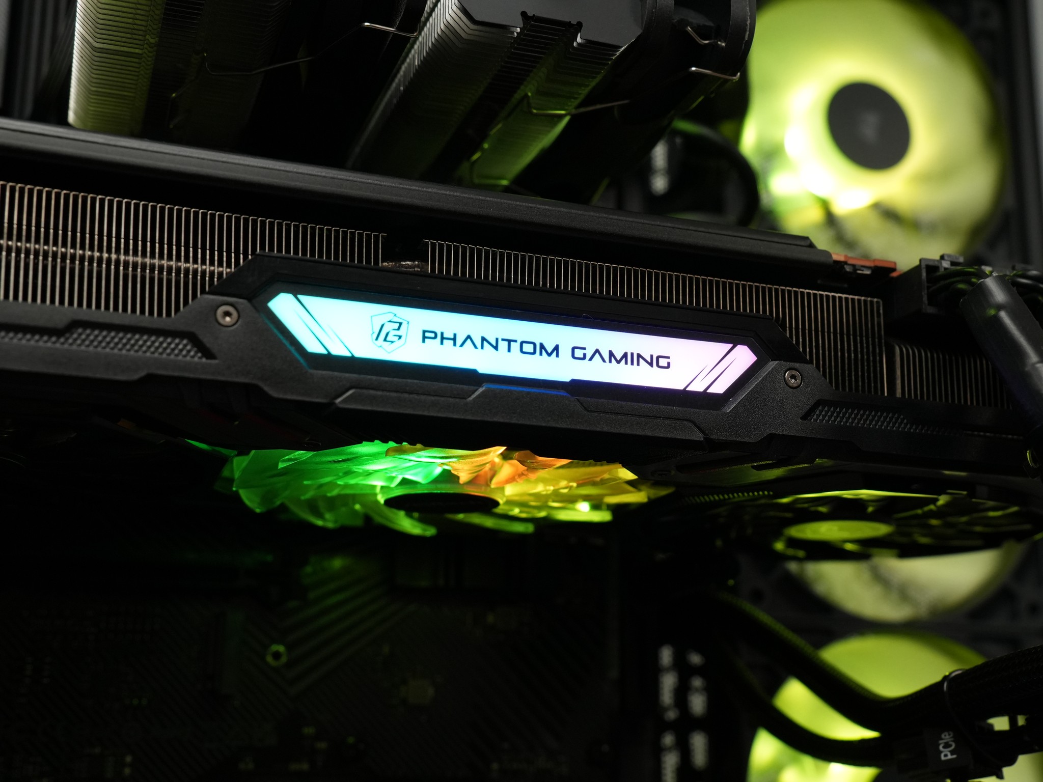 Gaming PC | RX6800 XT | 32GB DDR5 | RYZEN 5 | 1TB SSD | WINDOWS 11 | WIFI & BT